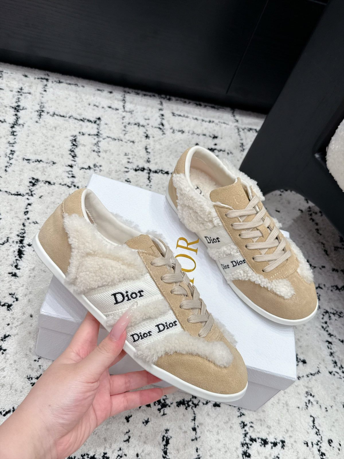 Dior 2026 DiorAlps Ribbon Sneakers Beige Shearling 196777