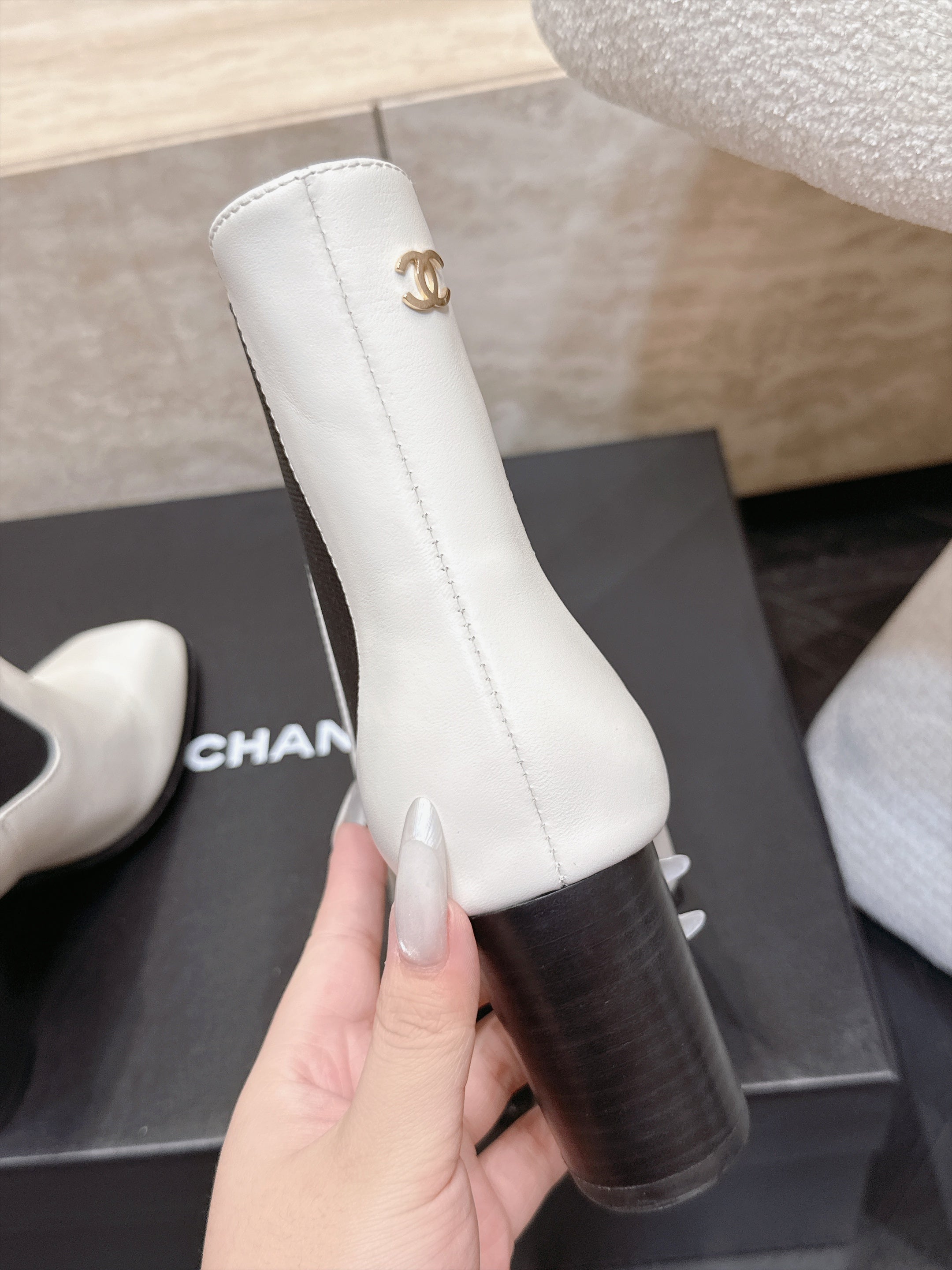 CC Autumn/Winter 2026 Ankle Boots 7cm White Calfskin 954122