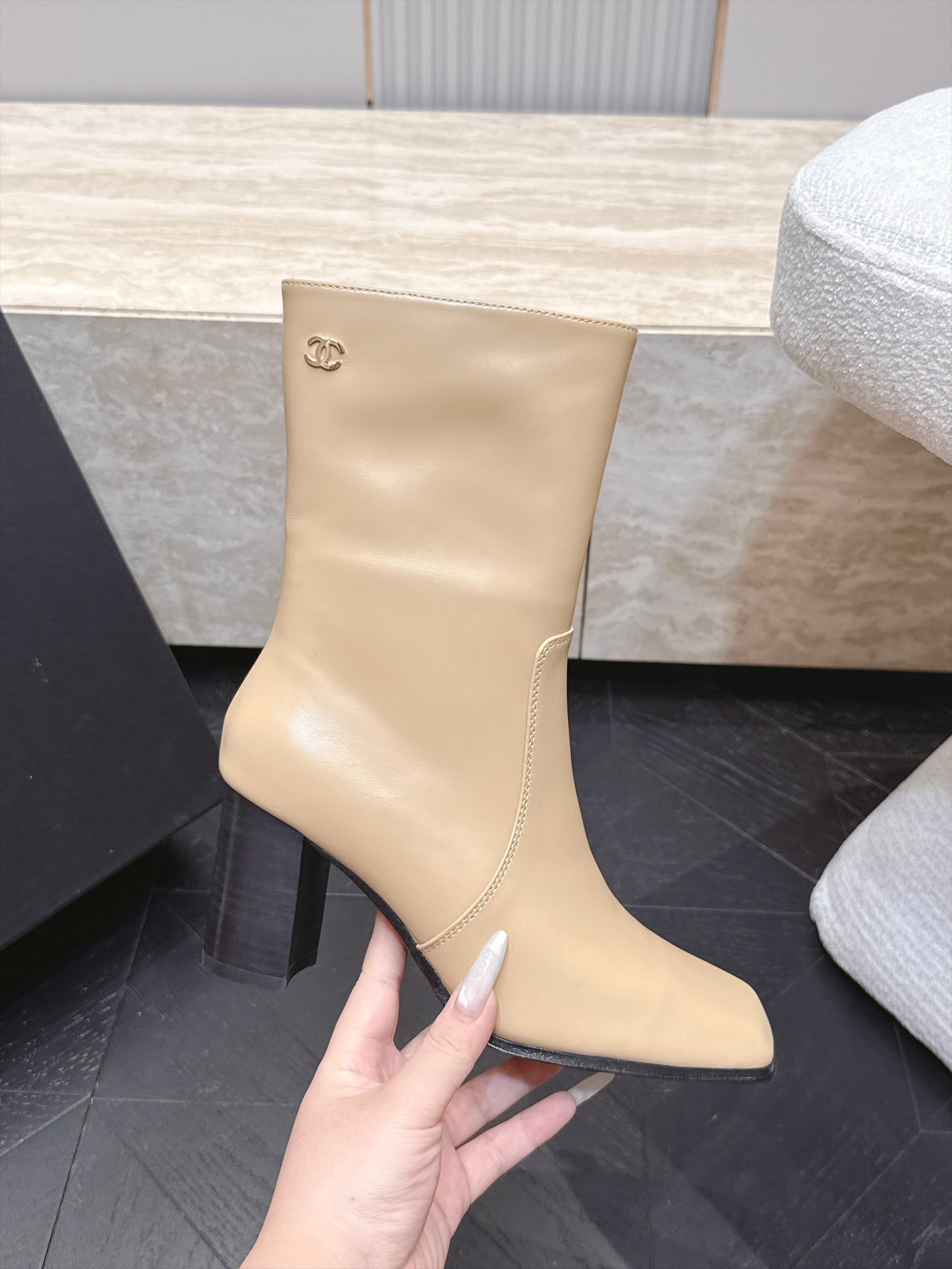CC Autumn/Winter 2026 Ankle Boots 7cm Beige Calfskin 954127
