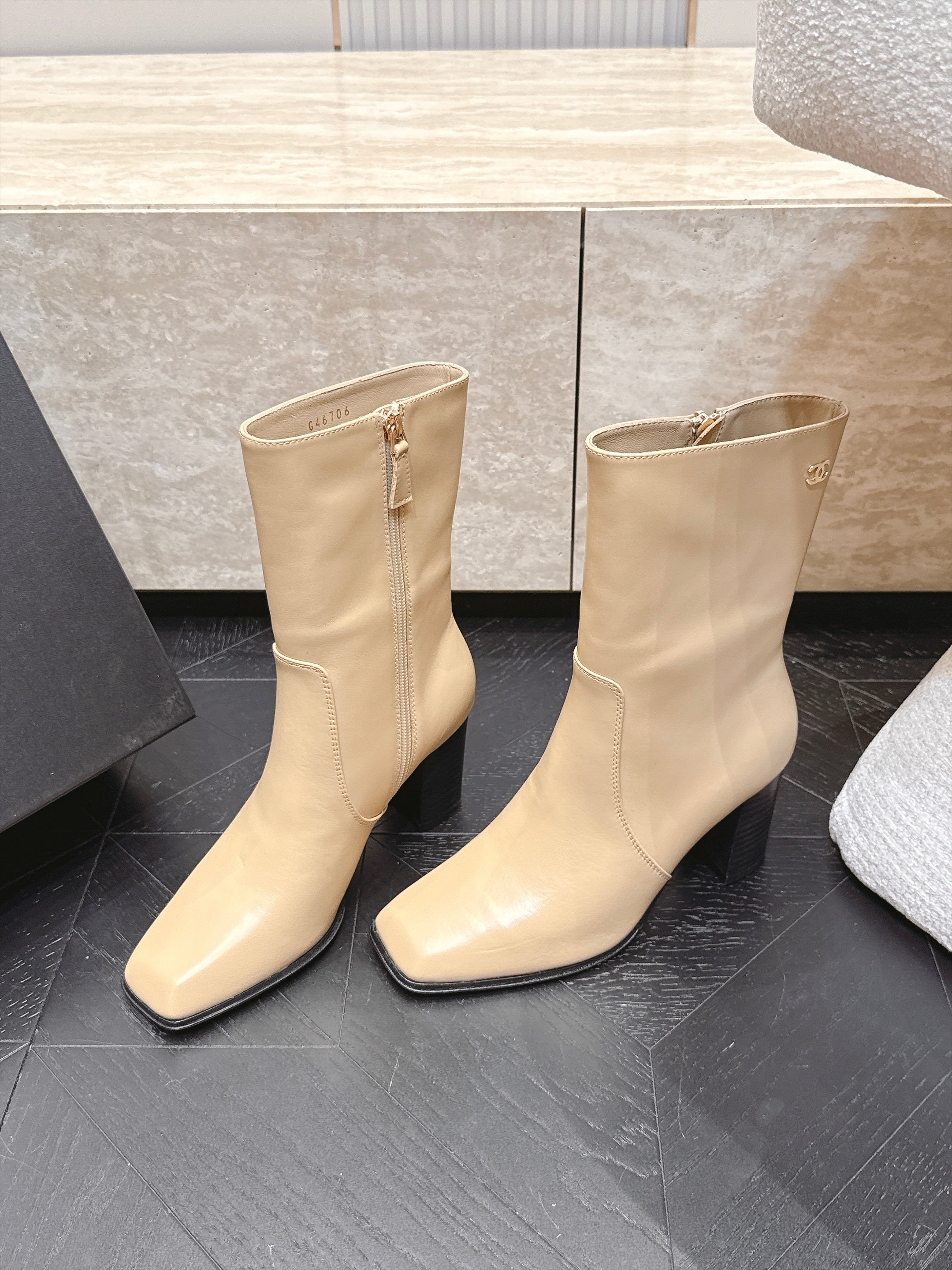 CC Autumn/Winter 2026 Ankle Boots 7cm Beige Calfskin 954127