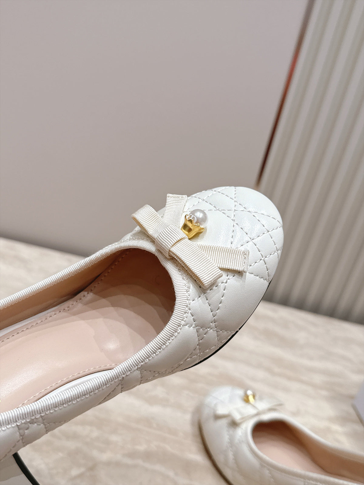 CD 26s Block Heel Pumps 7cm Off White Cannage Quilted Leather 121655