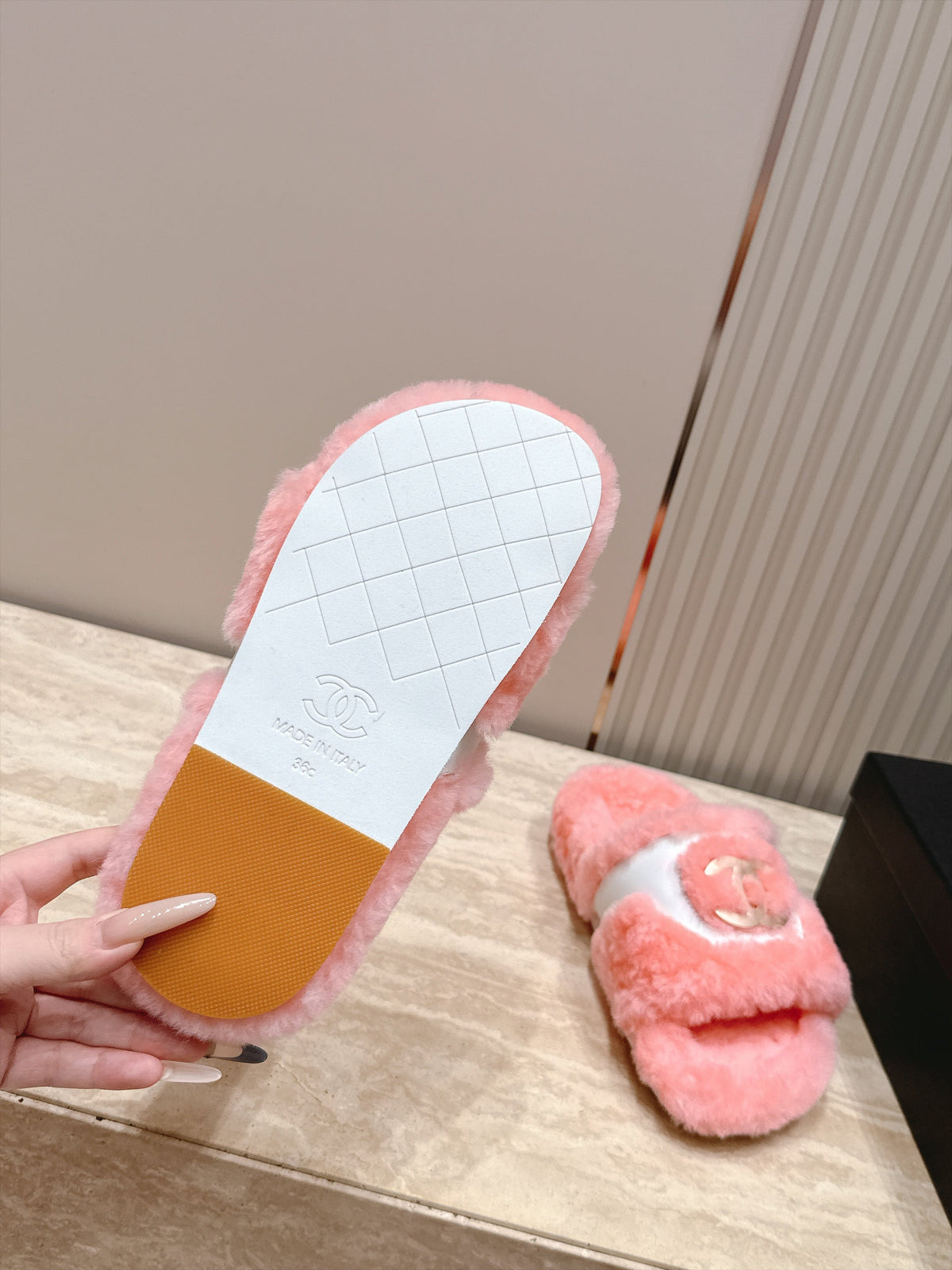 CC 26s Shearling Slides 2cm Pink Fur 121626