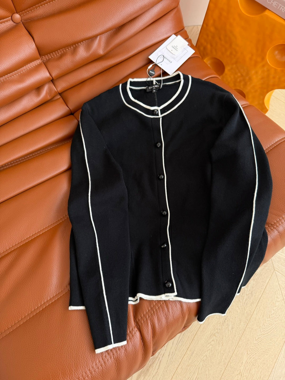 CC 26s Cardigan With Contrasting Stripes And Trim Knit 424242