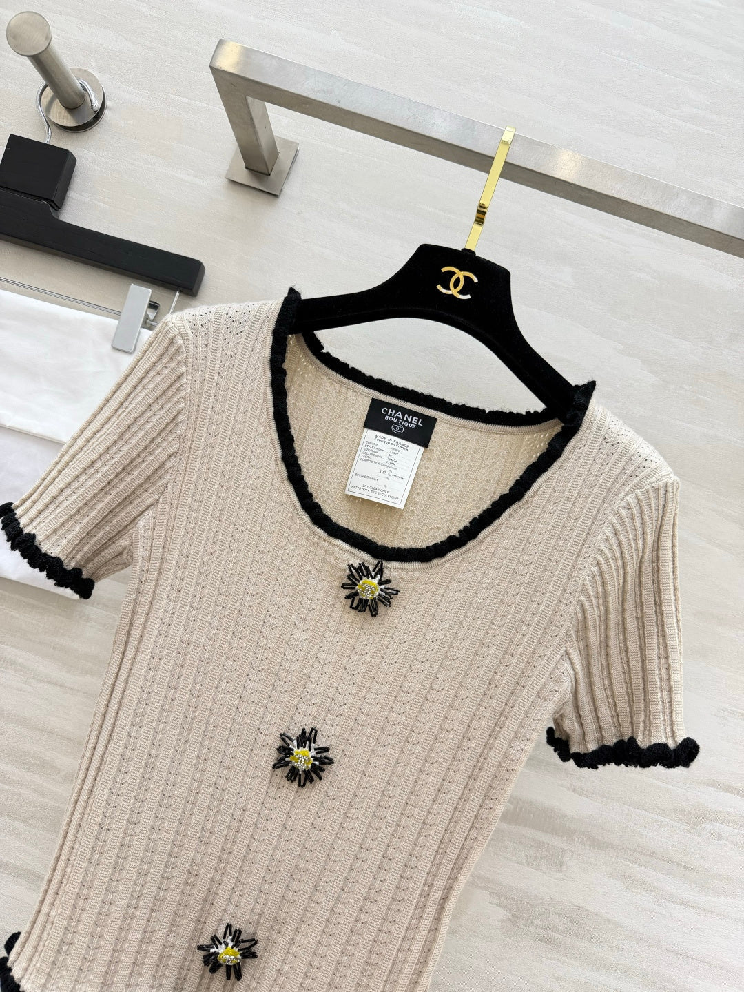 CC Knit Short-Sleeve Top Black Light Taupe Wool 394191