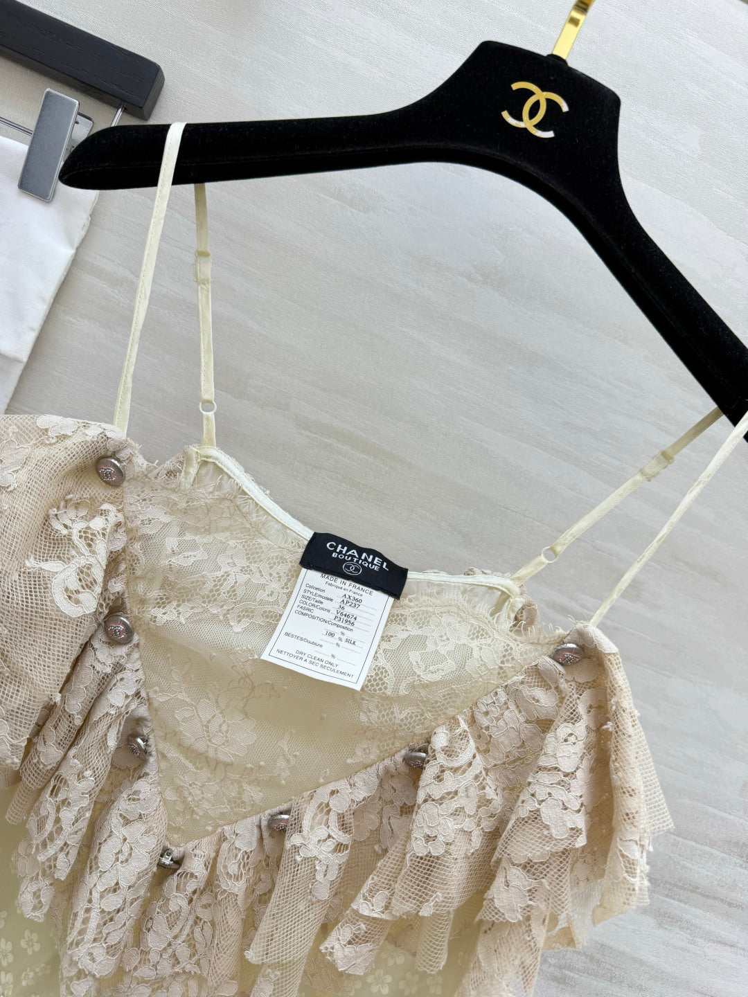 CC 26s Camisole Milk Apricot Lace 412085