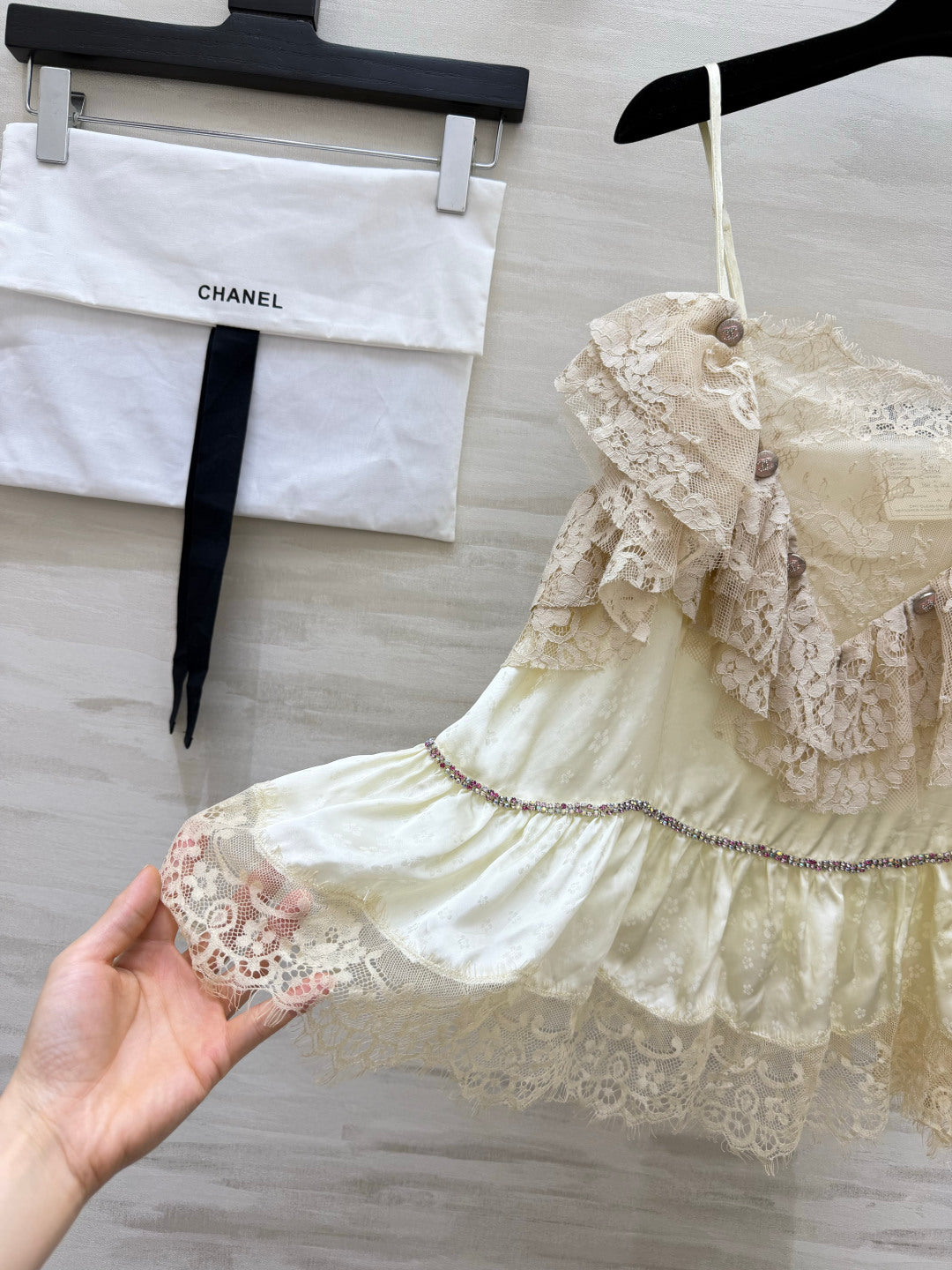 CC 26s Camisole Milk Apricot Lace 412085