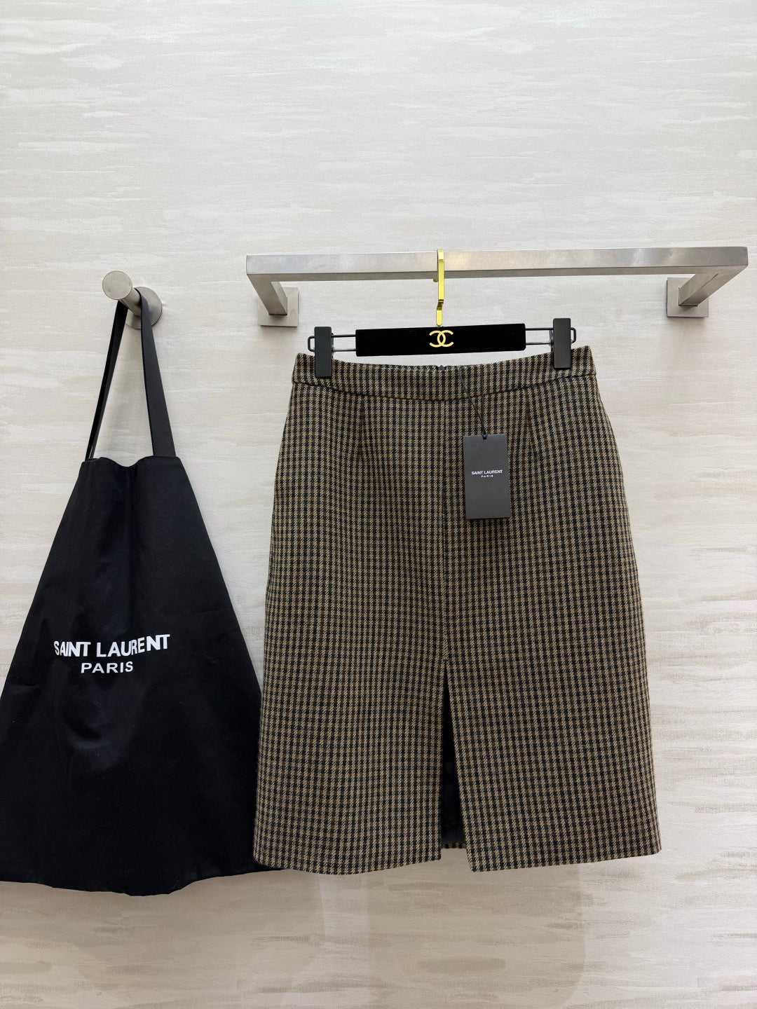 YSL 26s Houndstooth Front-Slit Wool Pencil Skirt Taupe 438810