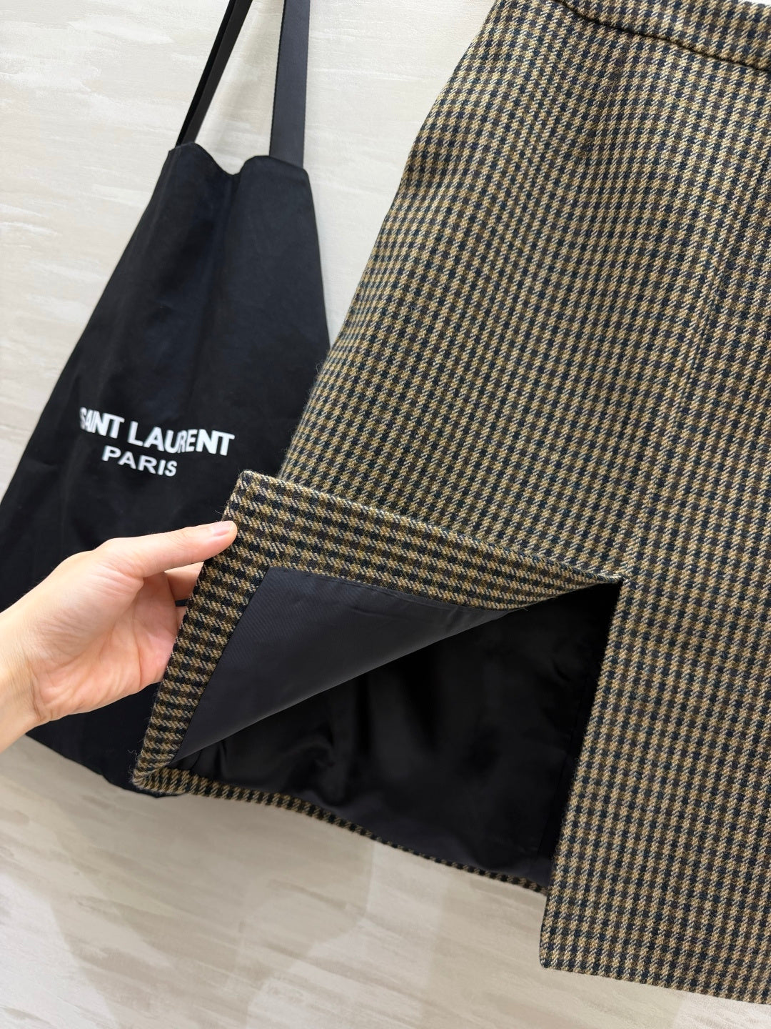 YSL 26s Houndstooth Front-Slit Wool Pencil Skirt Taupe 438810