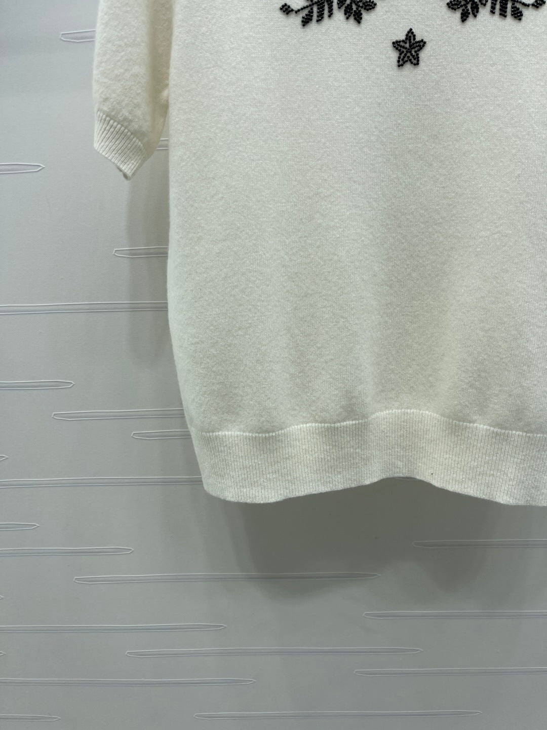 CD SS26 Beaded Floral Knit Top Ivory Wool 351068