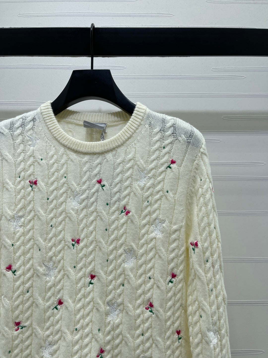 CD SS26 Dioramour Embroidered Cable-Knit Sweater Ivory Cashmere 351077