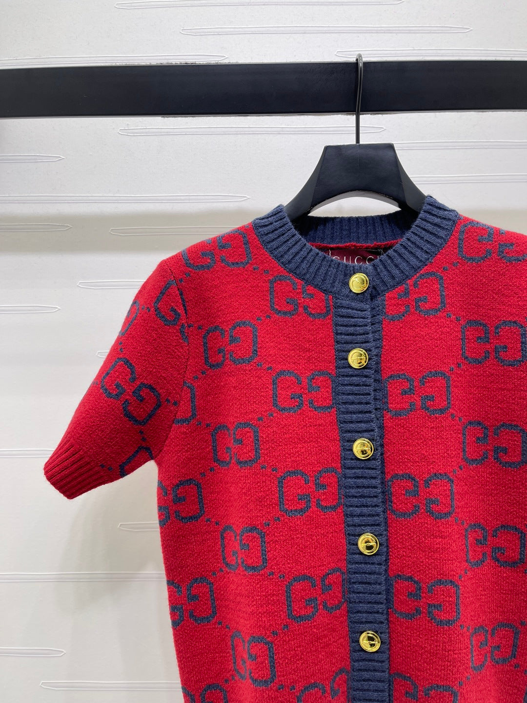 GG 26s Crew Neck Jacquard Short-Sleeve Cardigan Dark Blue Red Knit 343622