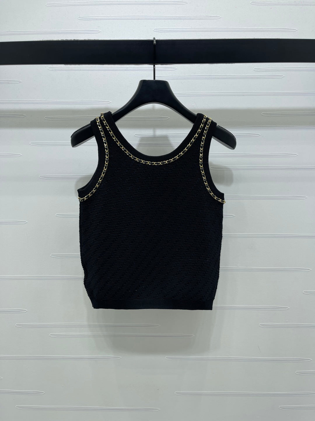 CC 26 Spring/Summer Top Black Wool Yarn 343439