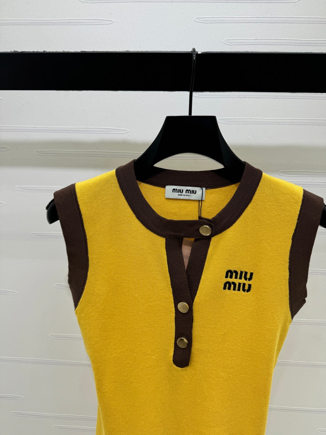 Miu Letter Embroidered Vest Black Yellow Polyester 382106