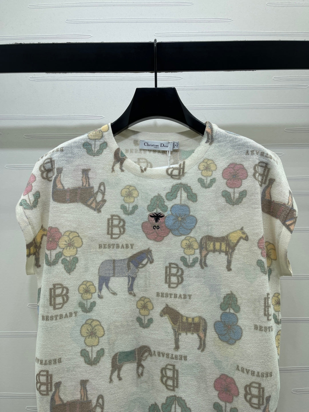 CD Short-Sleeved Top Floral Animal Pattern Cream Cotton 380762