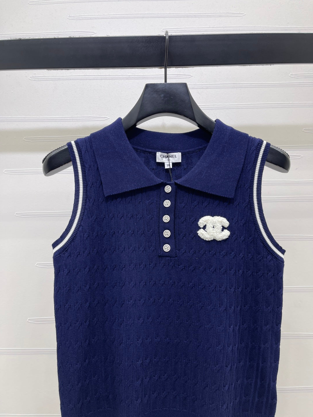 CC 26s Collared Knitted Vest Dark Blue Wool Nylon 382090