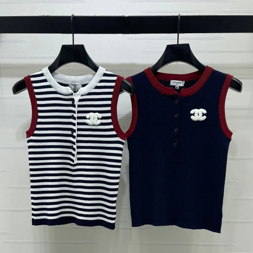 Chanel 2026 Color-blocked Crew Neck Knit Vest Wool 390665