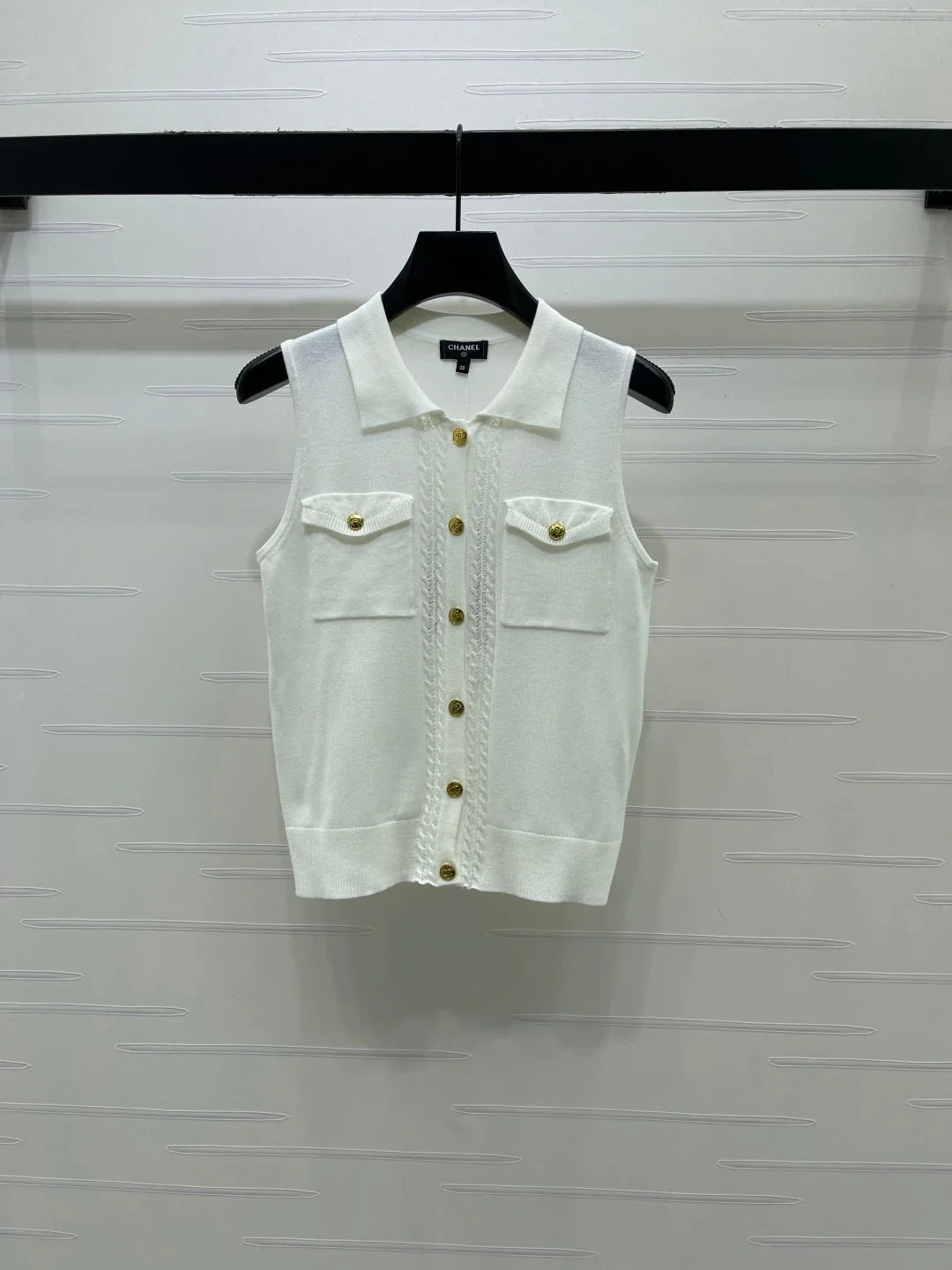 Chanel 2026 Collared Knit Vest Wool 390686
