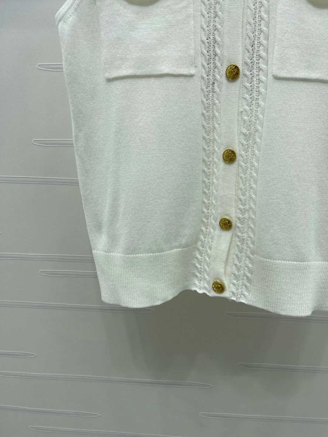 Chanel 2026 Collared Knit Vest Wool 390686