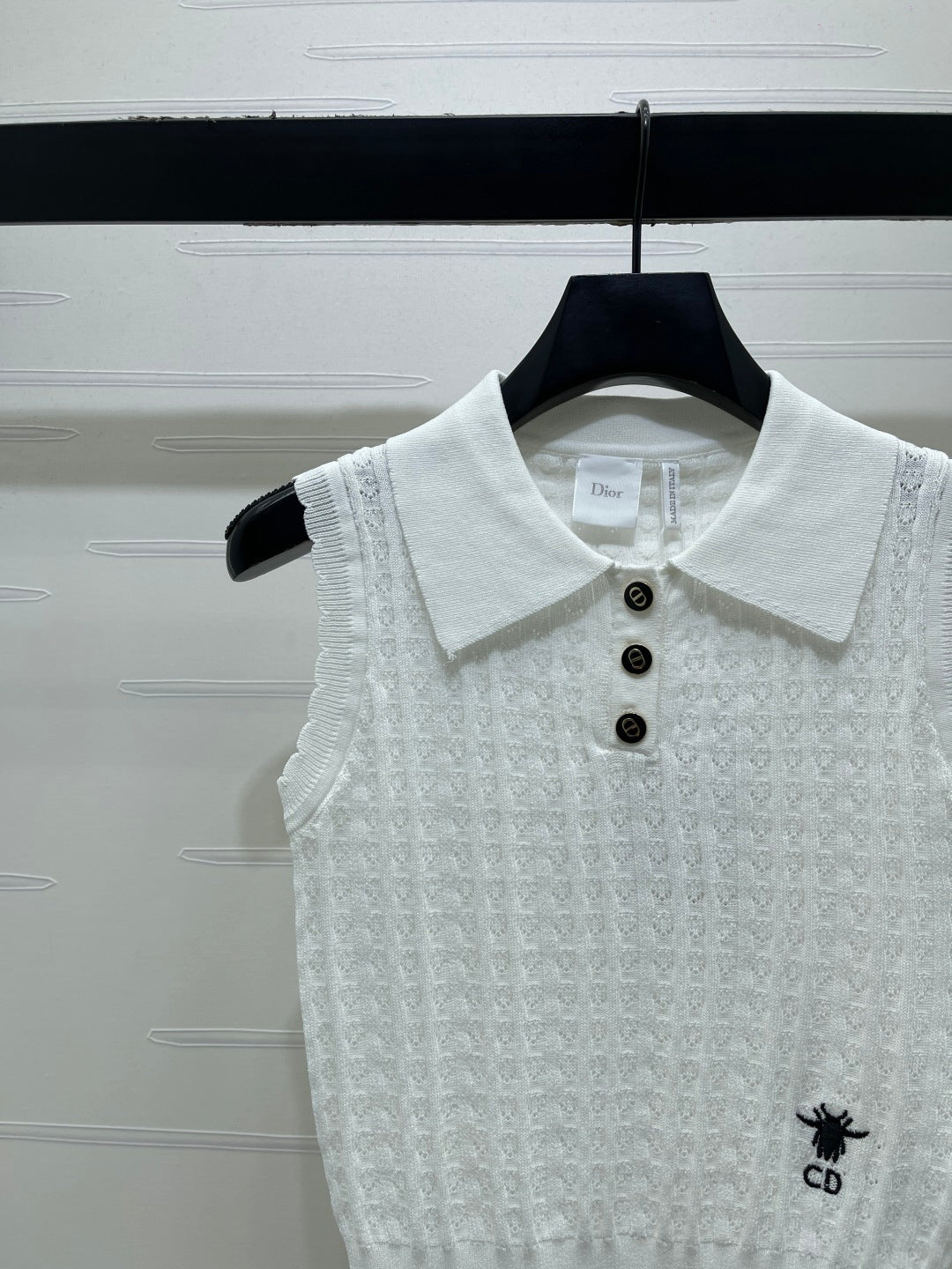 CD Collared Knit Vest White Wool Acrylic Nylon Polyester 397479