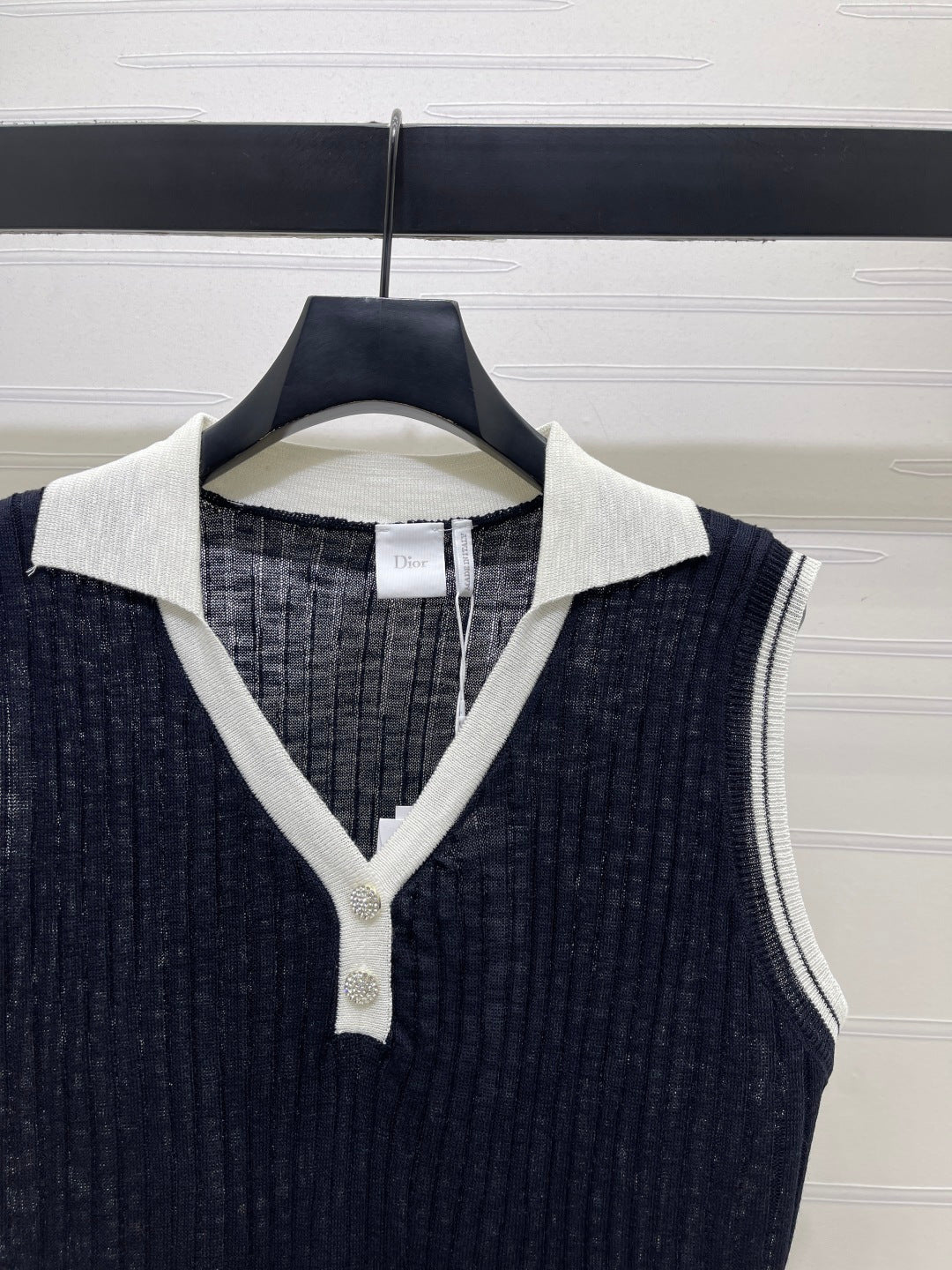 CD 26s Collared Knit Vest Navy Blue Lyocell Polyester 401590