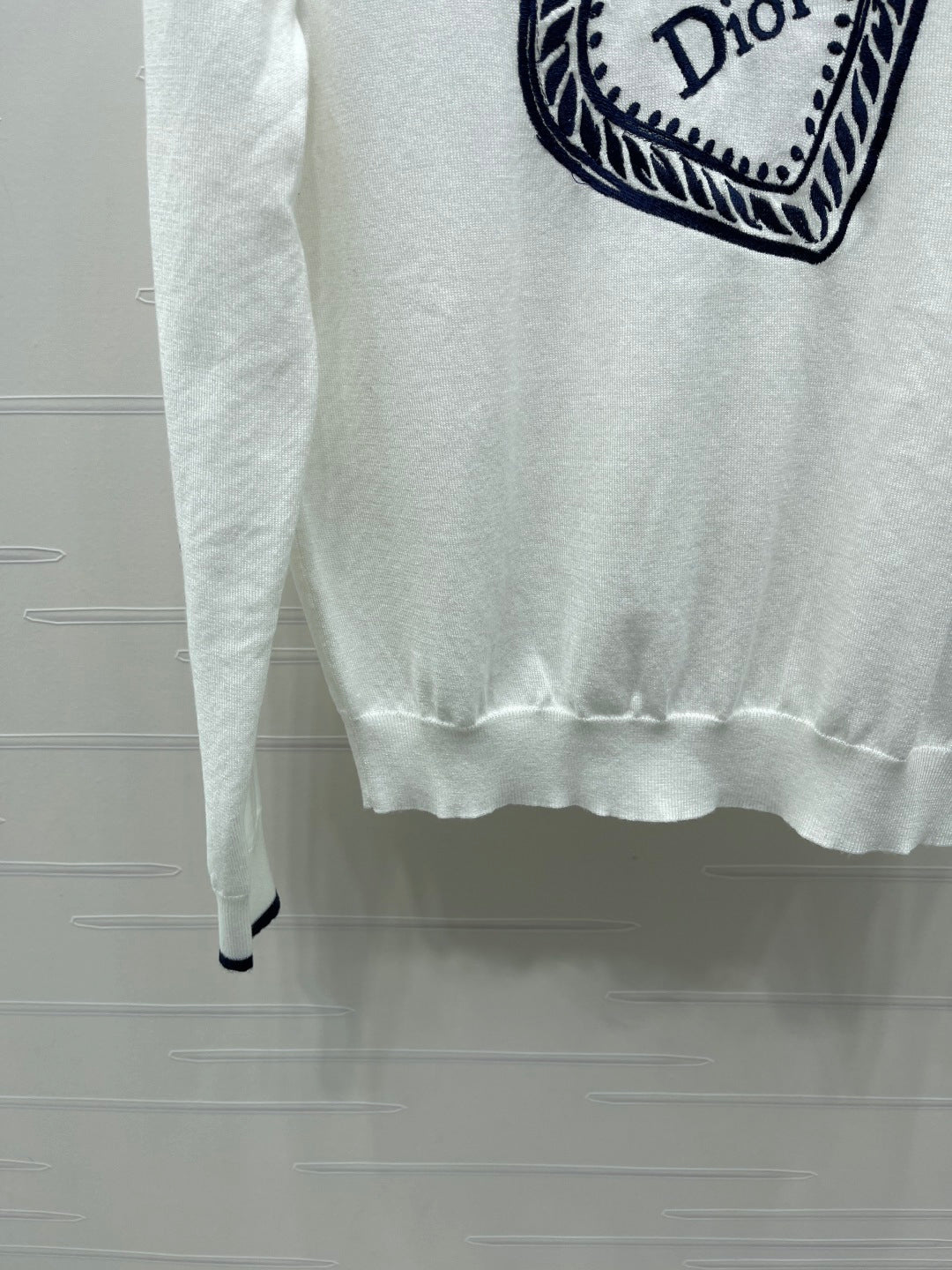 CD Qixi Long-Sleeved Sweater White Wool 410784