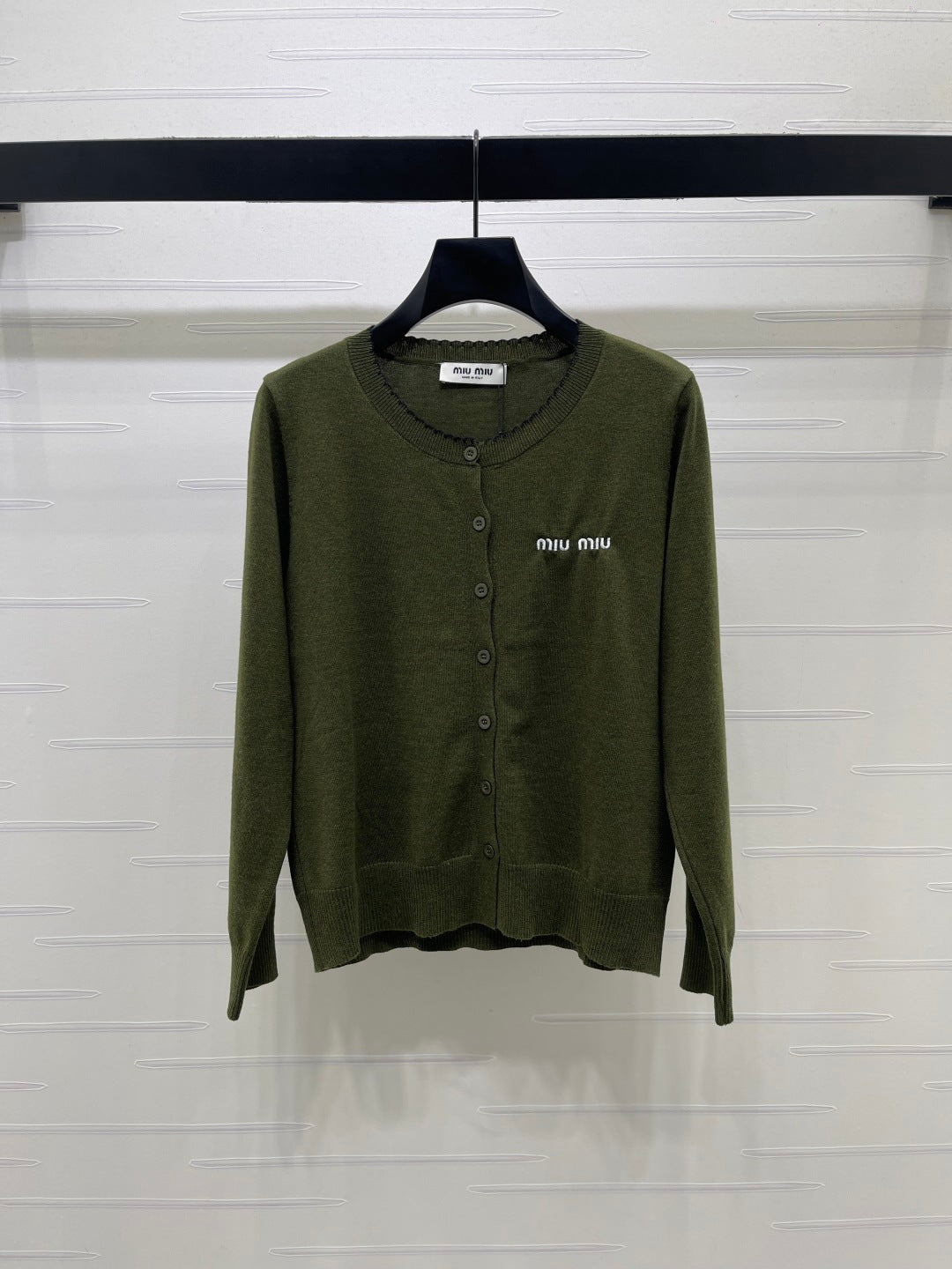 Miu 26s Round Neck Long-Sleeved Cardigan Olive Wool 422012