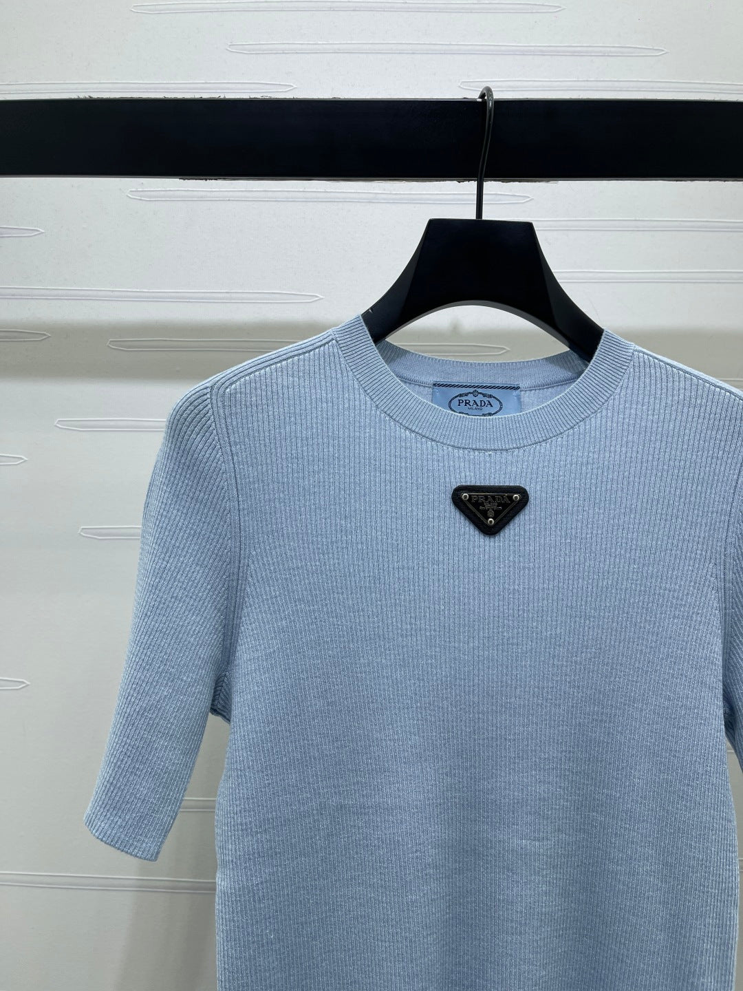 Prada 26s Round Neck Slim Fit Knit Short-Sleeve Top Light Blue Wool 421997