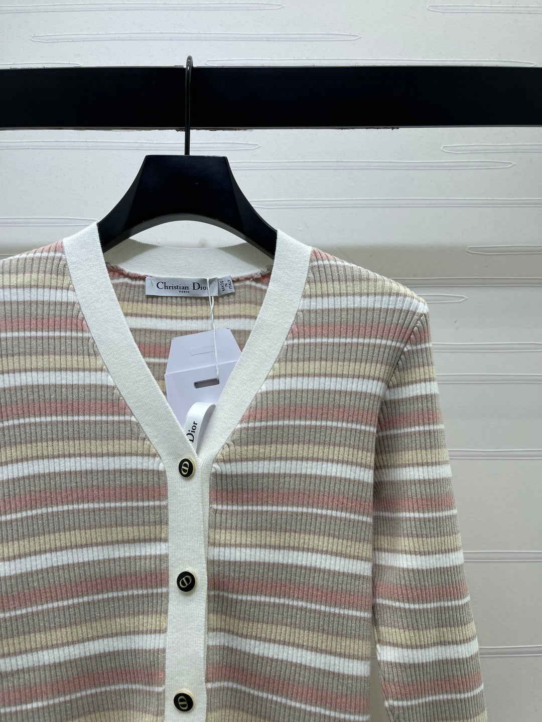 CD 26s Cardigan Beige Multi Striped Knit 446566