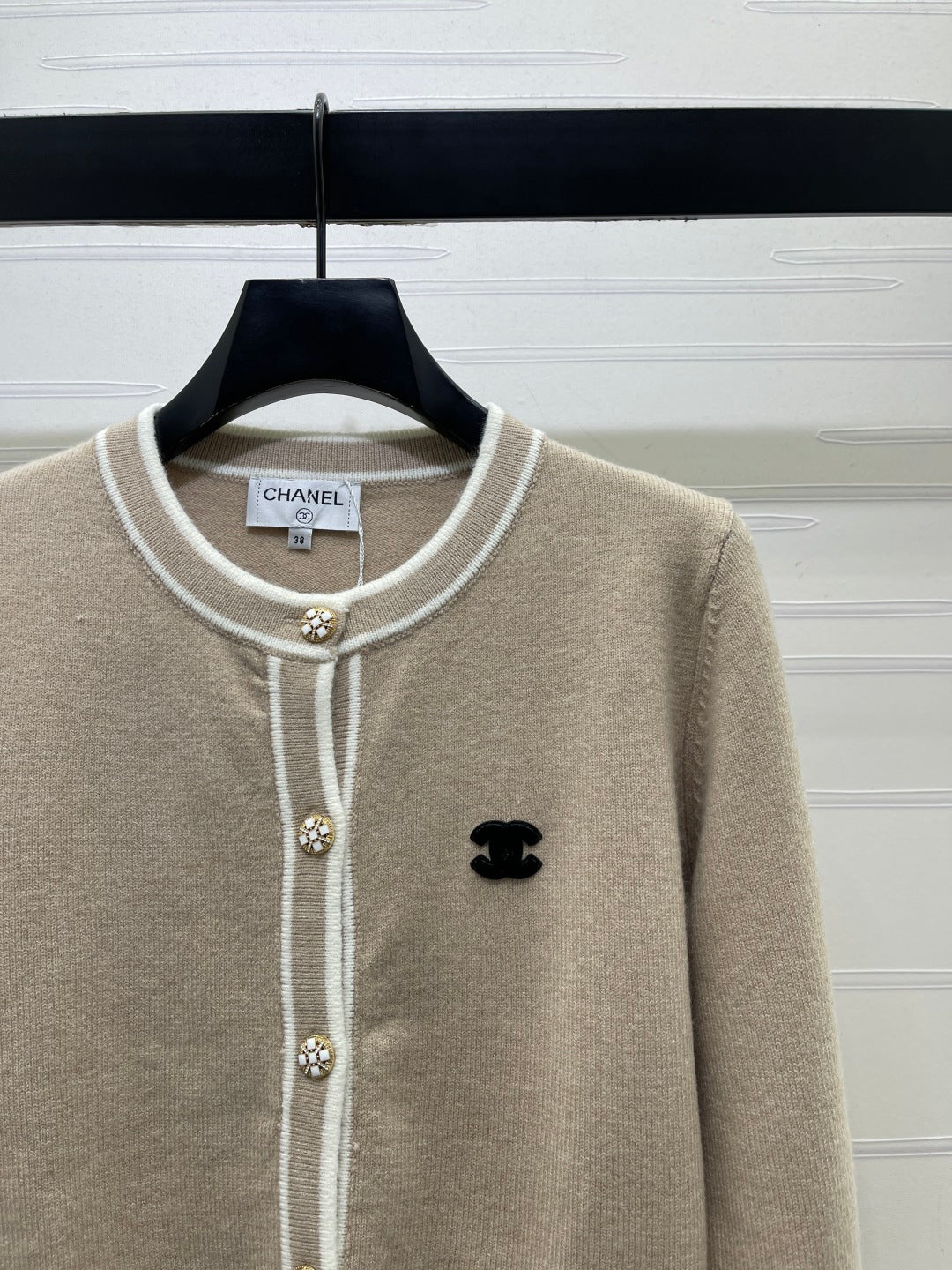 Chanel Cardigan Beige Knit 446561