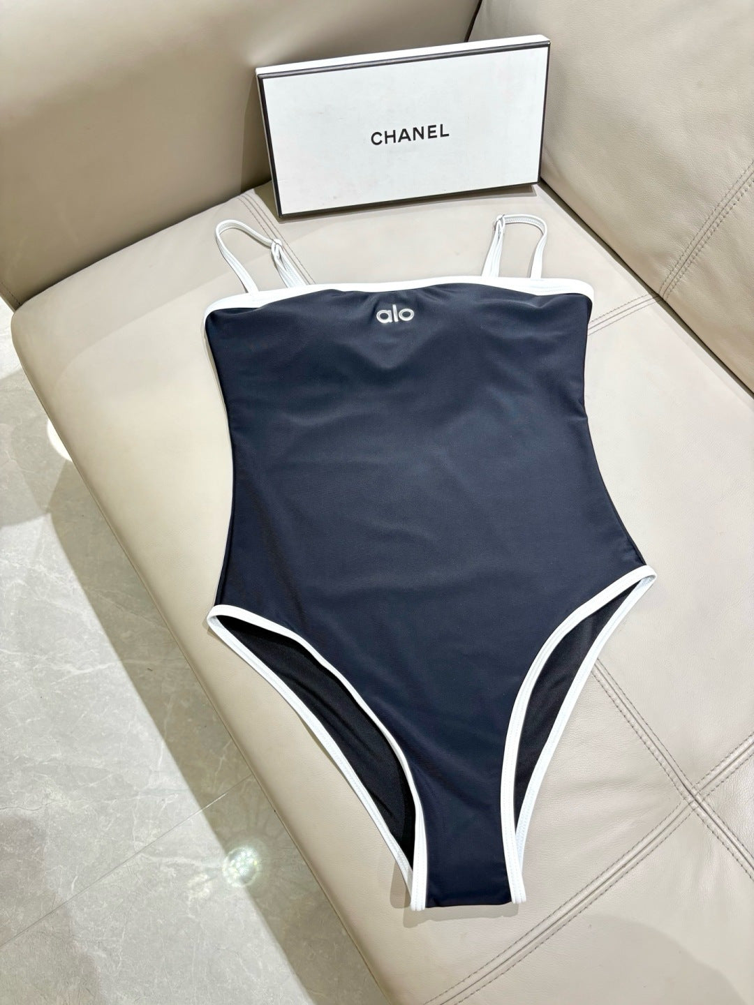Alo One-Piece Bikini 340787