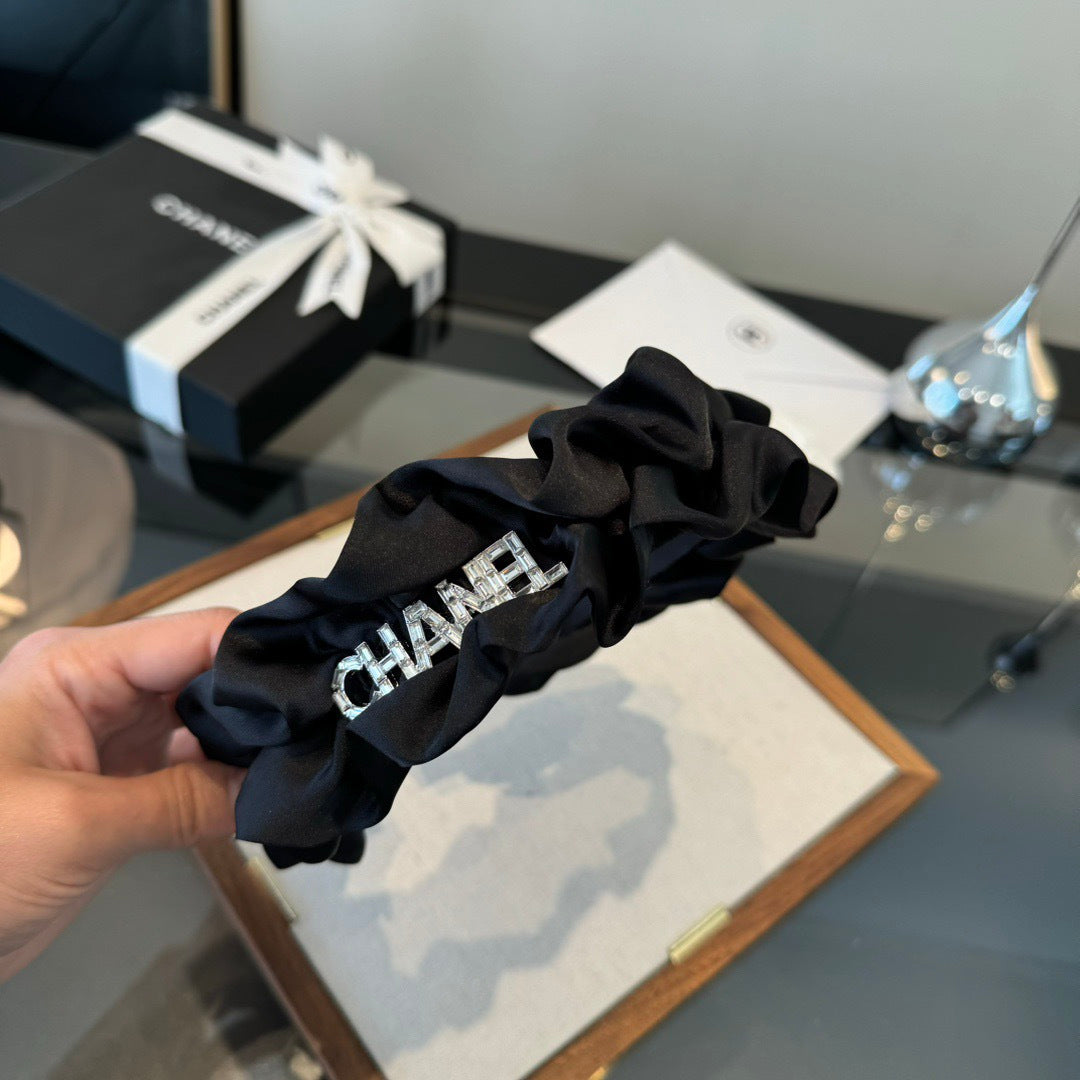 CC 26s Black Headband 275561