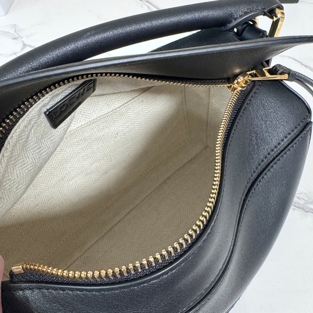 Small Puzzle Bag Black Calfskin Suede