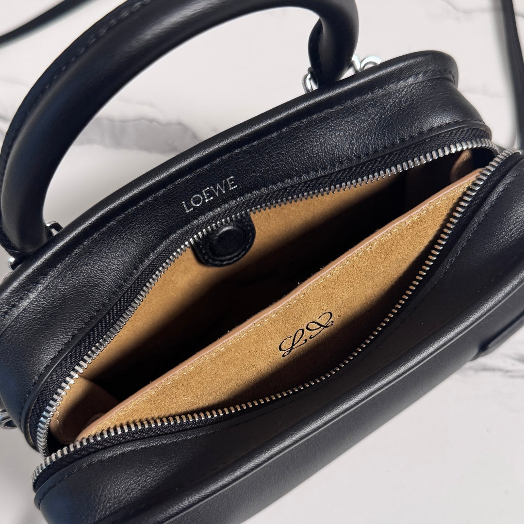 Loewe 2026 Amazona 180 Bag 20cm Black Soft Calfskin 289377
