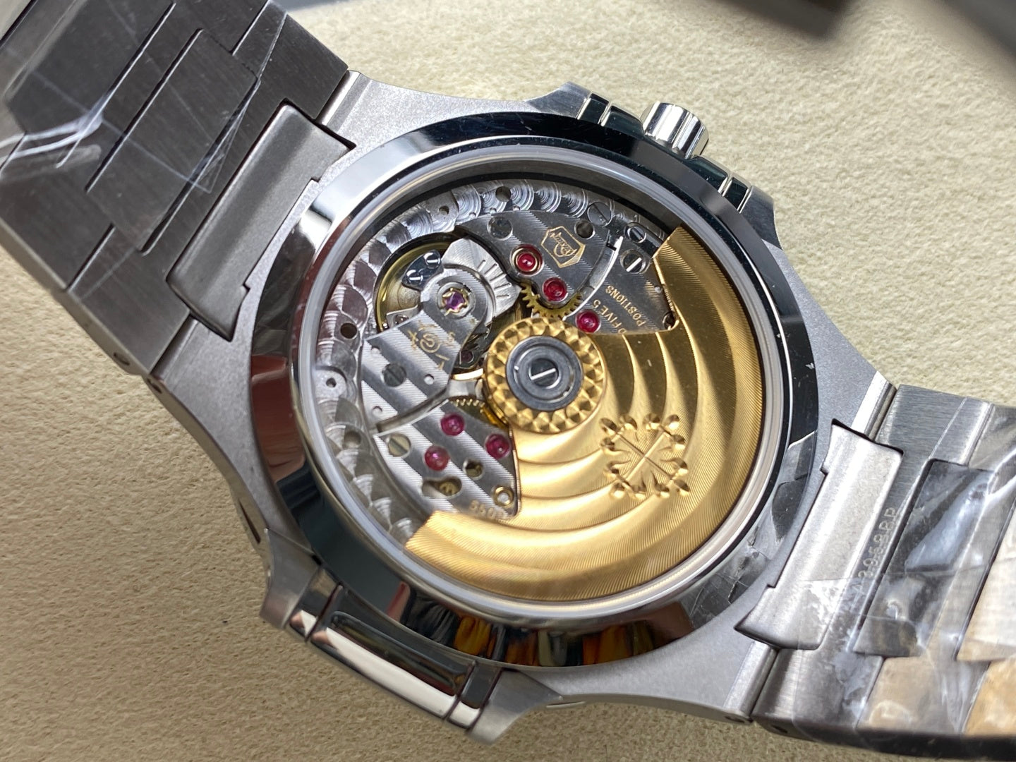 PATEK Nautilus 35.2mm Silver Pink Diamond