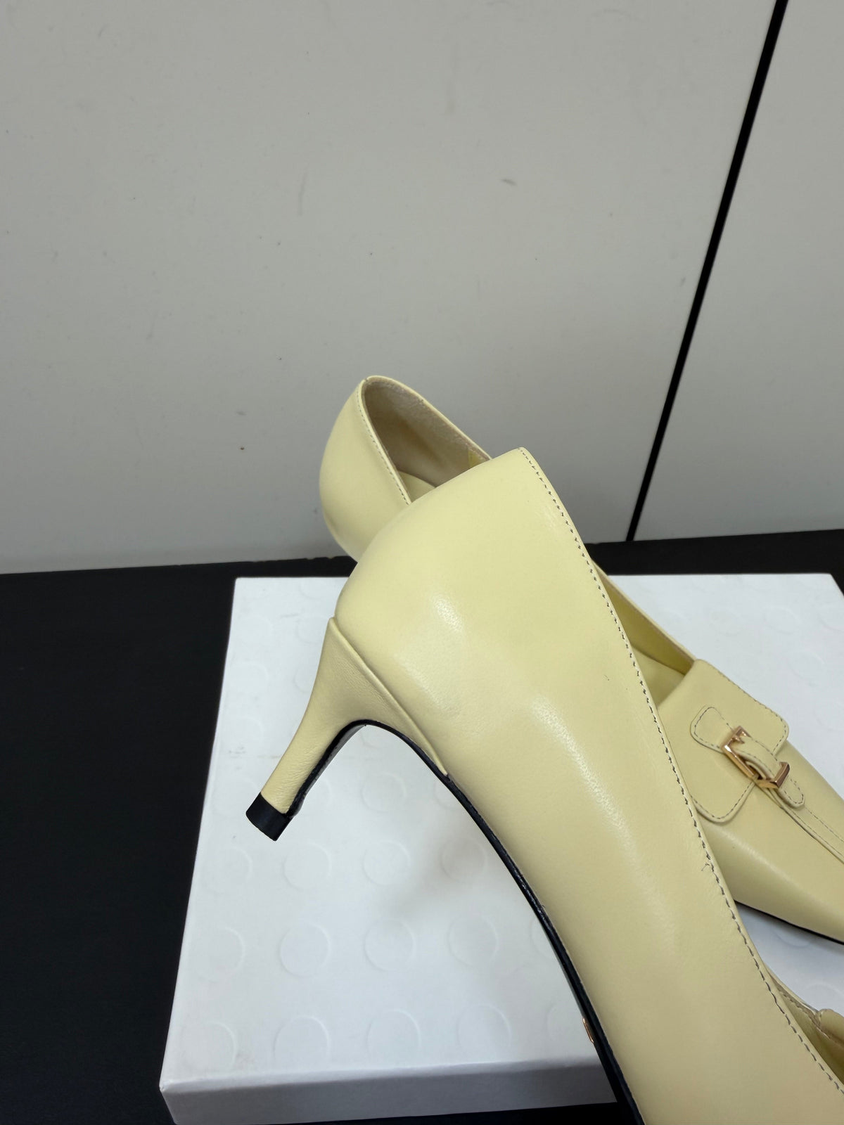 Khaite 26s Celia Pumps 5.5cm Butter Leather 909450