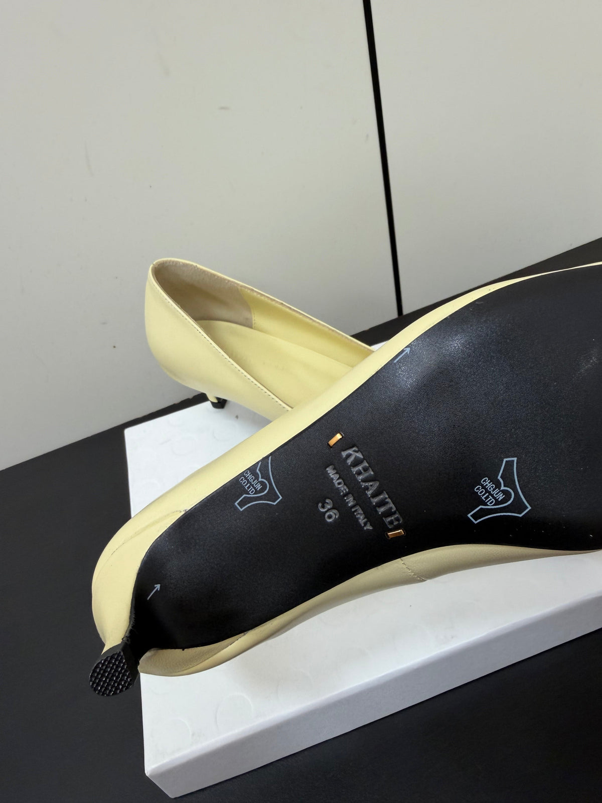 Khaite 26s Celia Pumps 5.5cm Butter Leather 909450