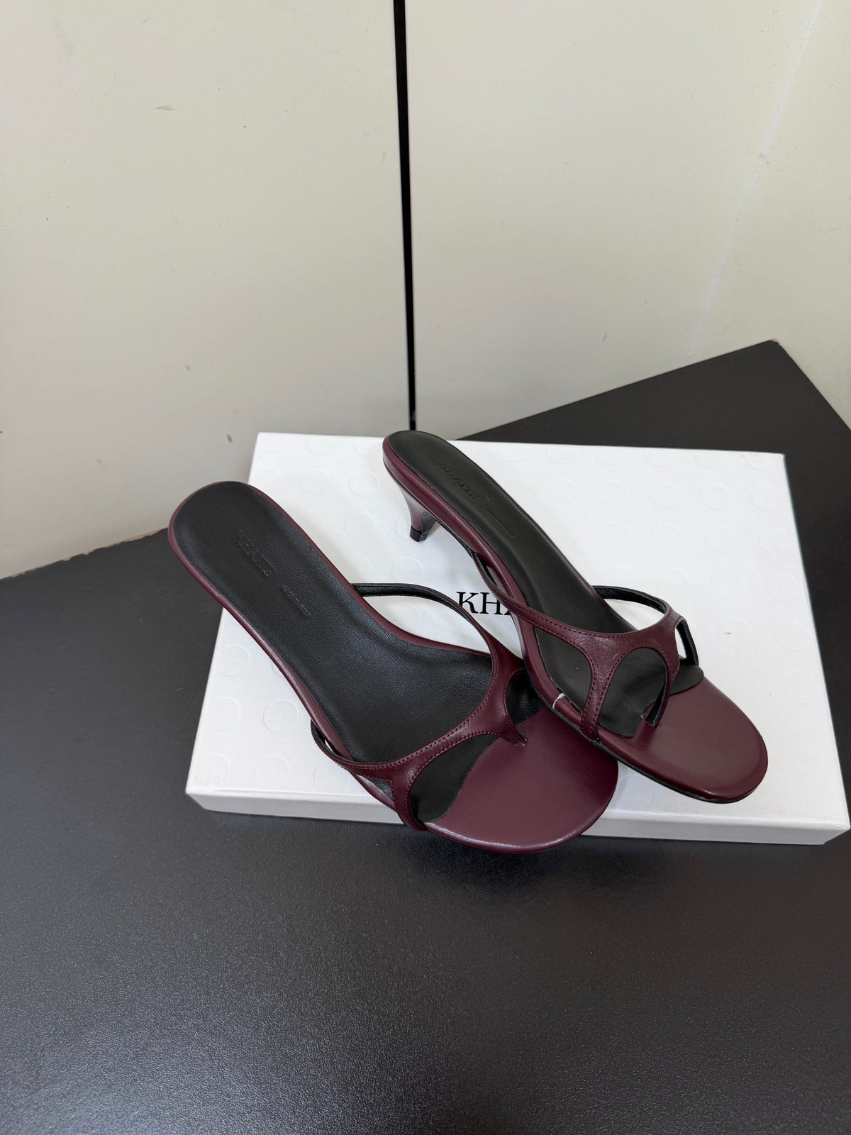 Khaite 26s Mila Sandals 3.5cm Burgundy Leather 909462