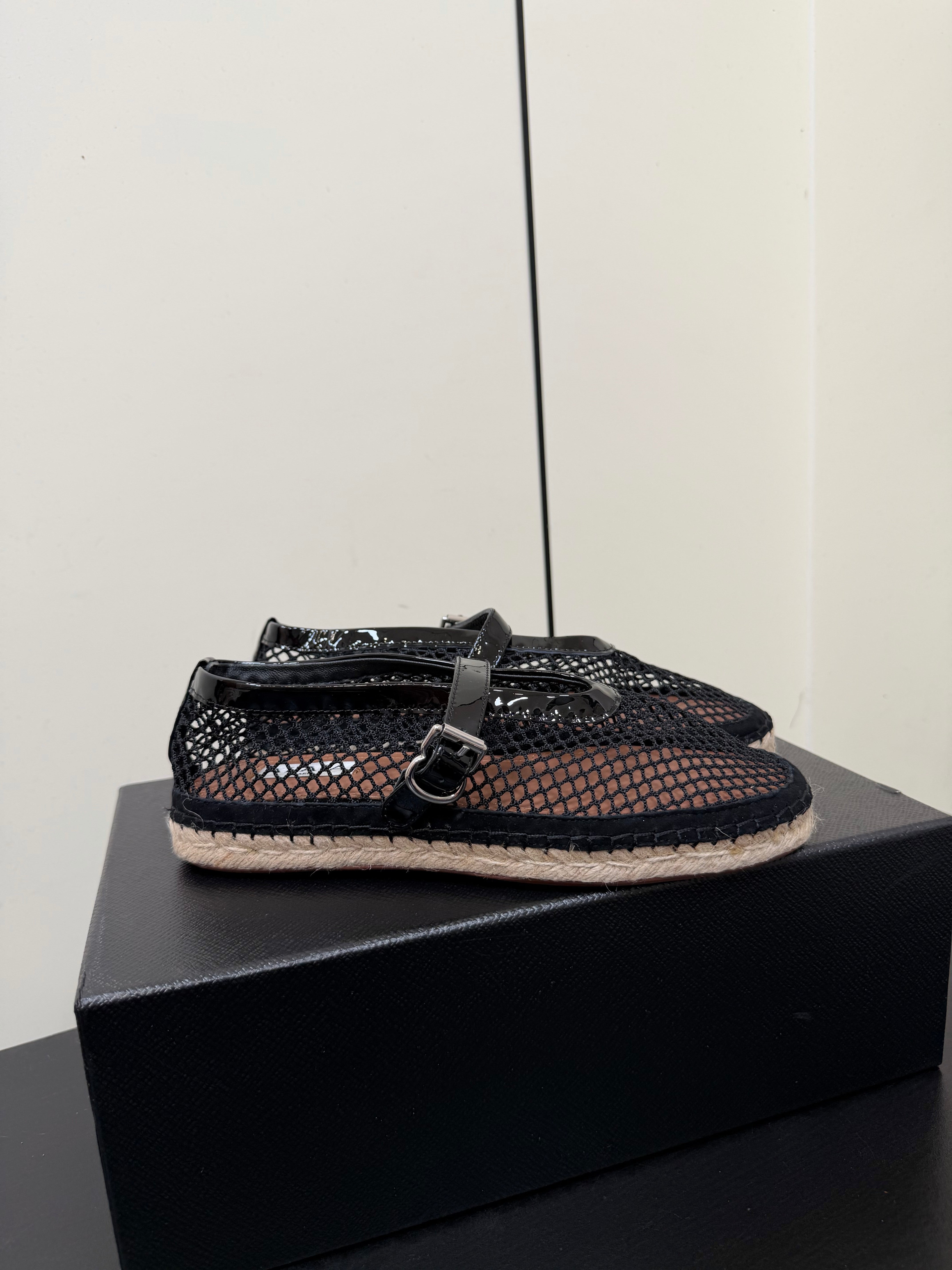 Alaia 26s Espadrilles Black Patent Leather Mesh 984737