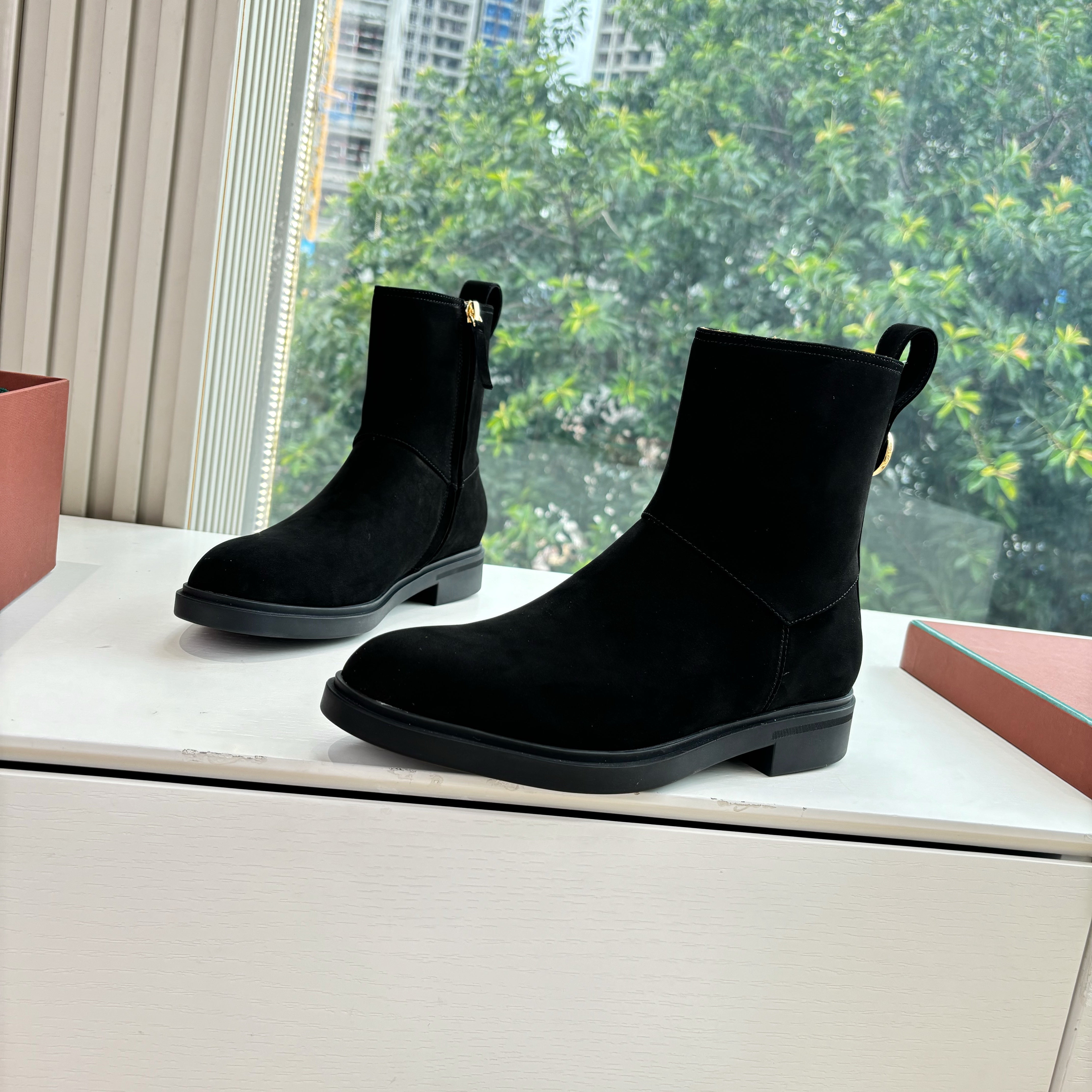 LP Kilda Ankle Boots Black Suede 507412