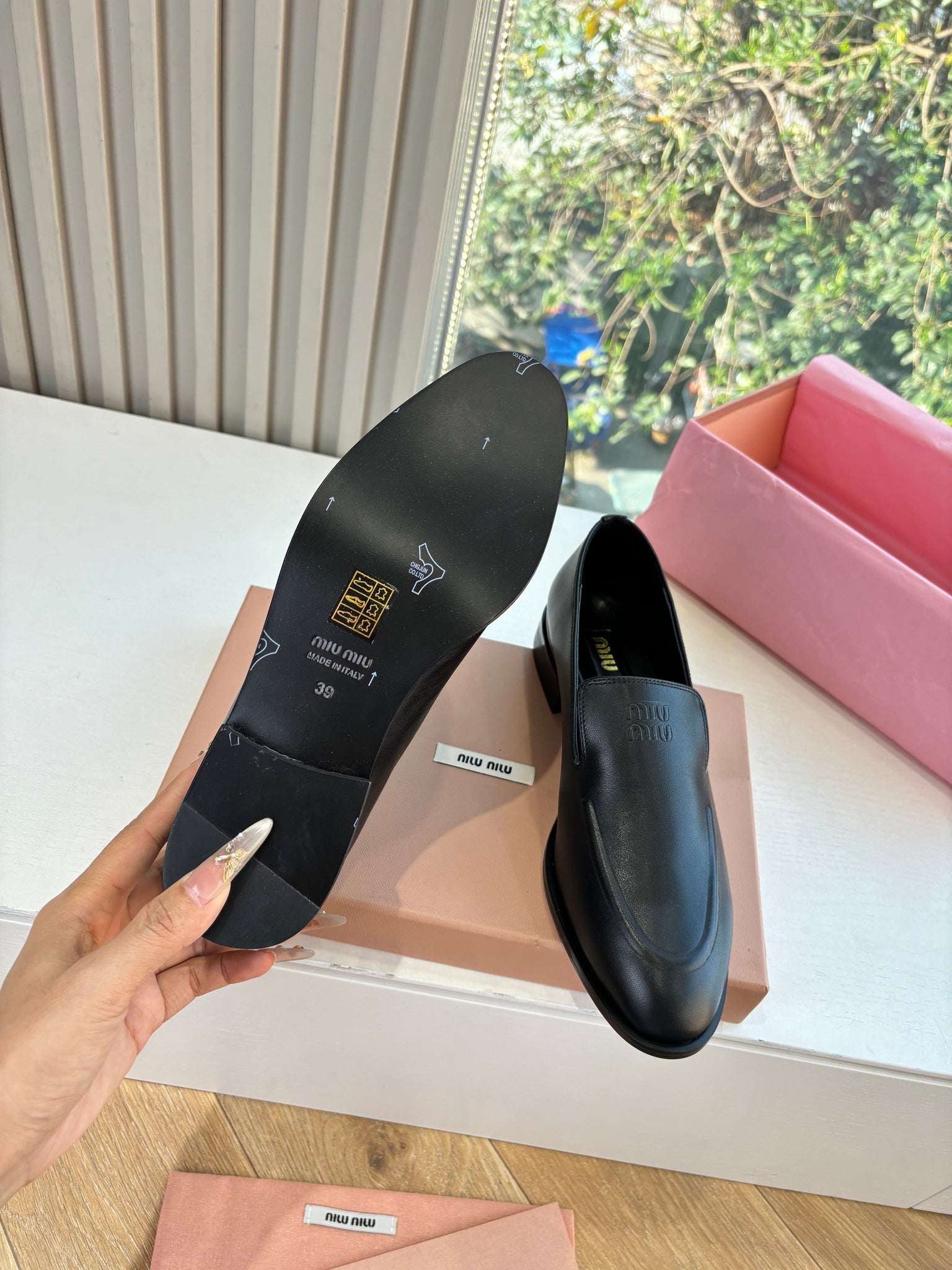 Miu 26s Loafers In Black Lambskin