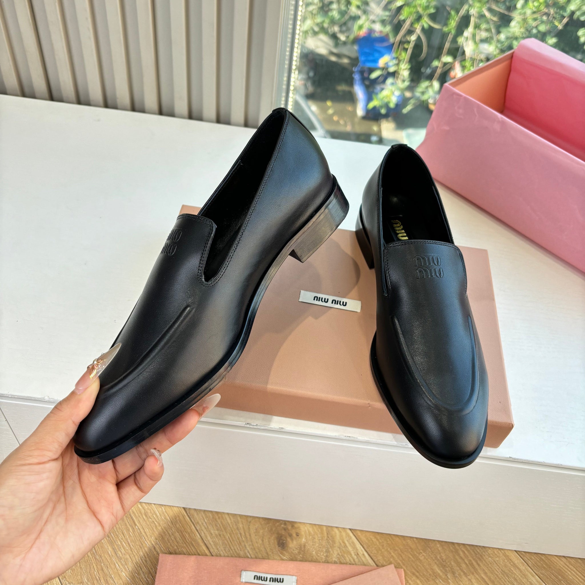 Miu 26s Loafers In Black Lambskin