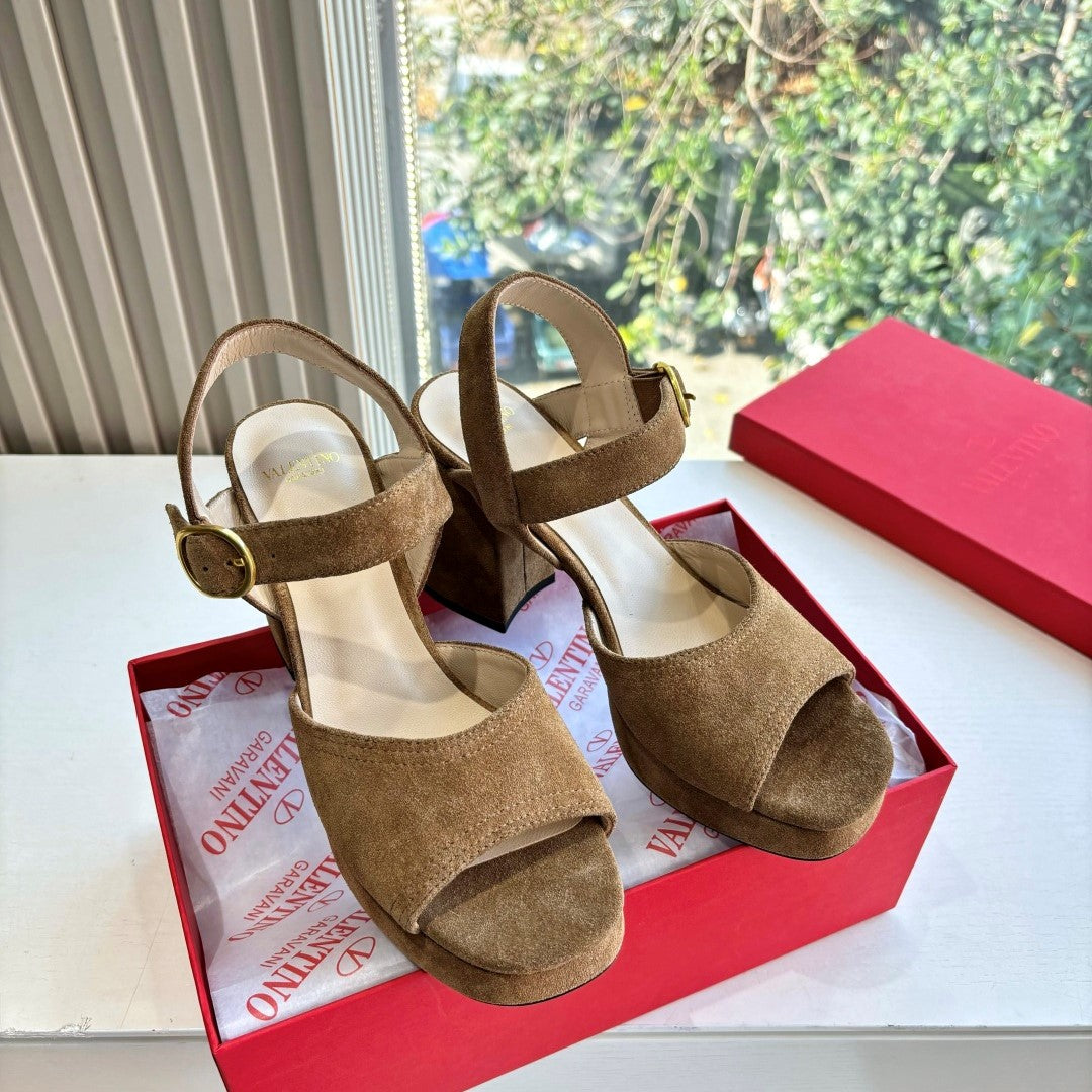 Valentino Fawcette Platform Sandal Khahi Suede 702298