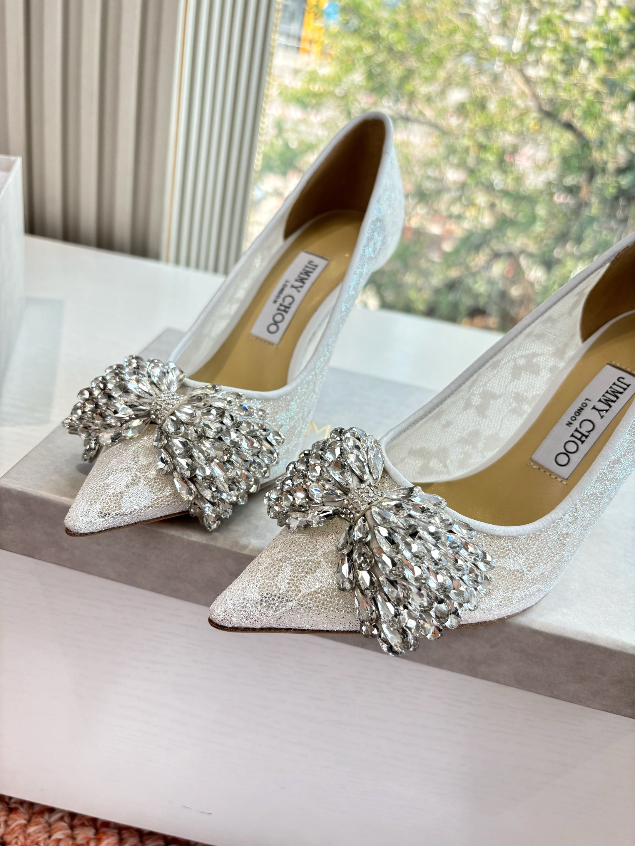 JC 26s Rhinestone Auria Pumps 6.5cm White Mesh 648211