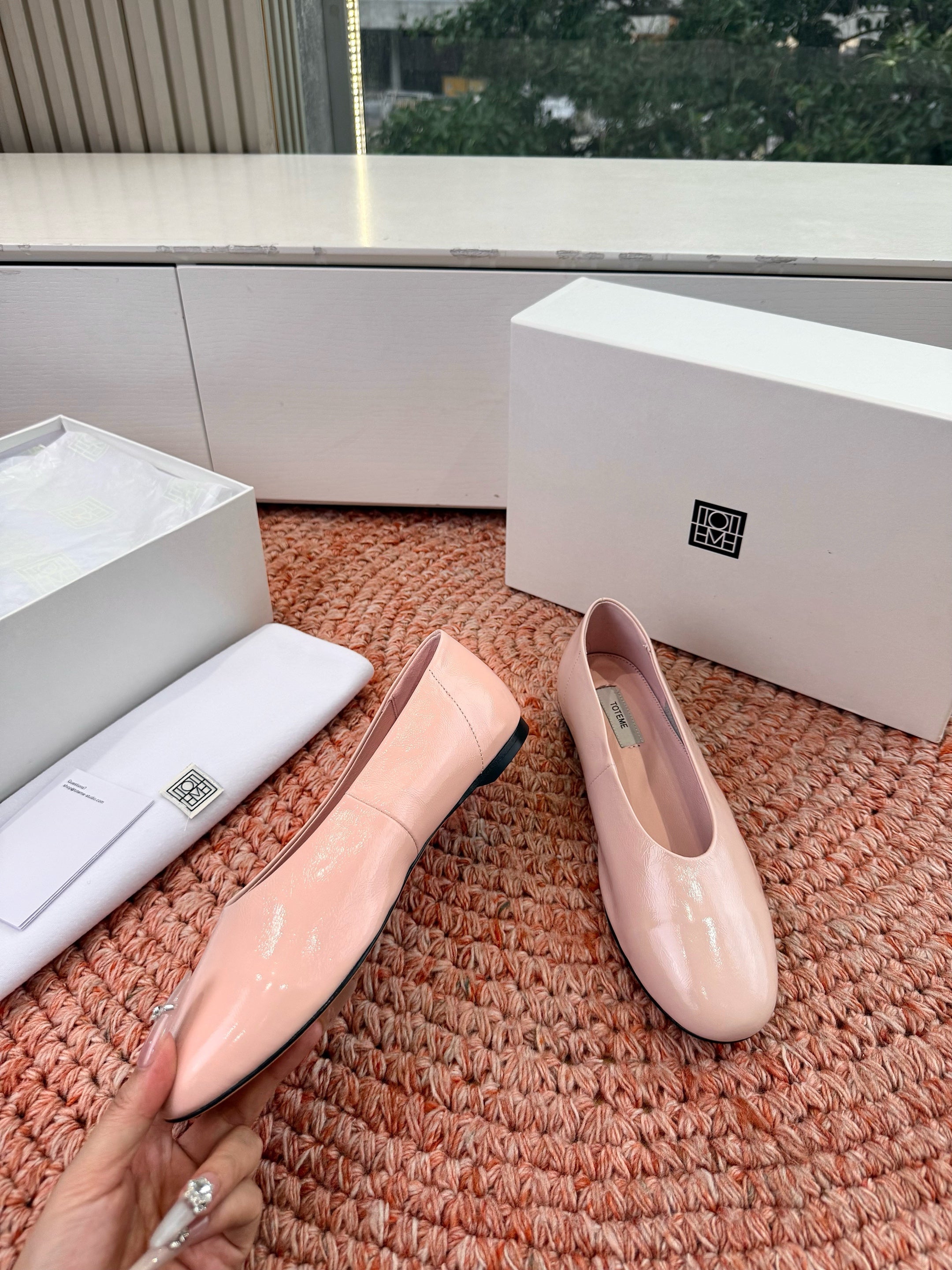 Toteme Ballerinas Light Pink Glossy Leather 760432
