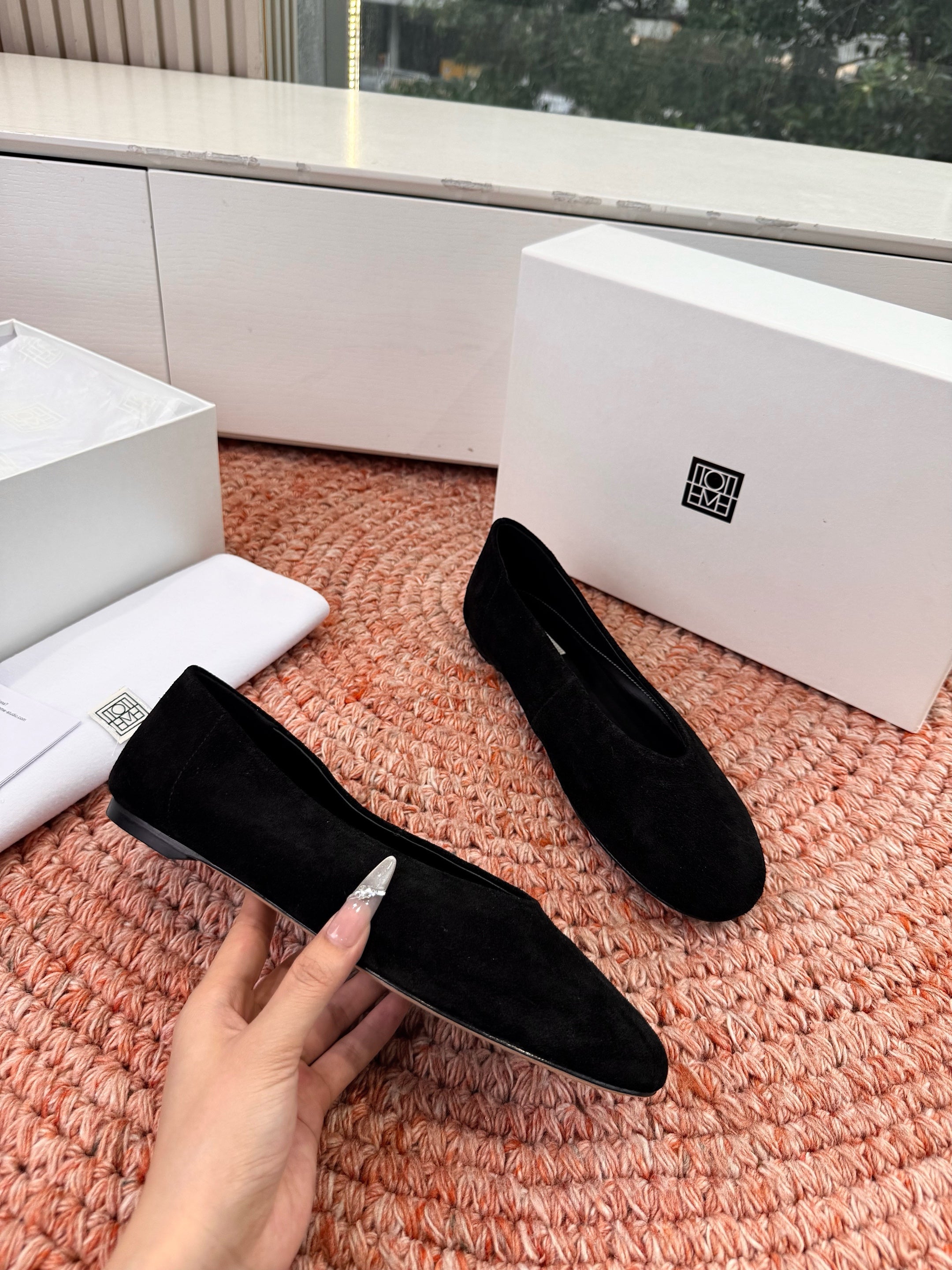Toteme Ballerinas Black Suede 760435