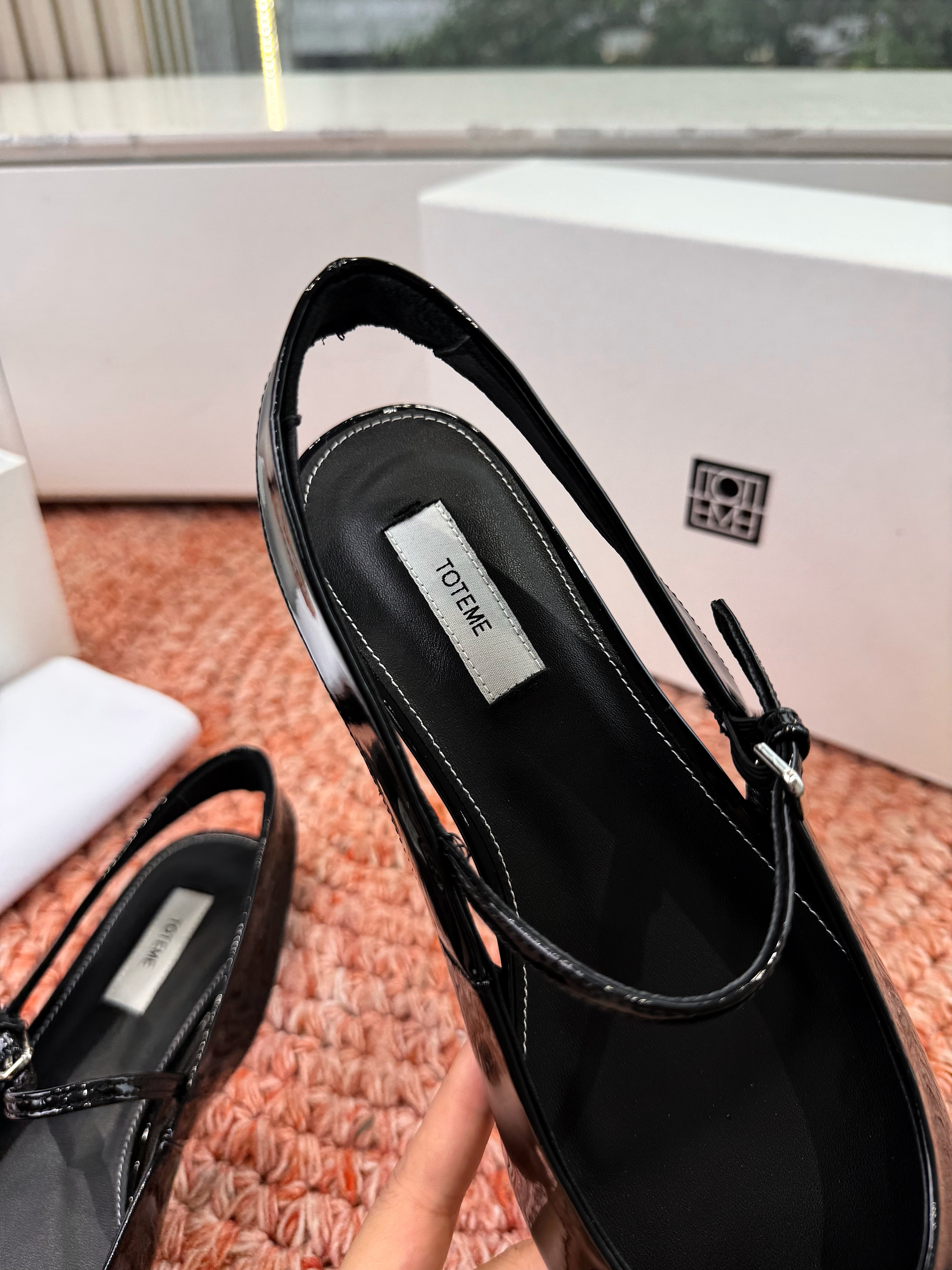 Toteme Mary Jane Slingback Flat Black Glossy Leather 760427
