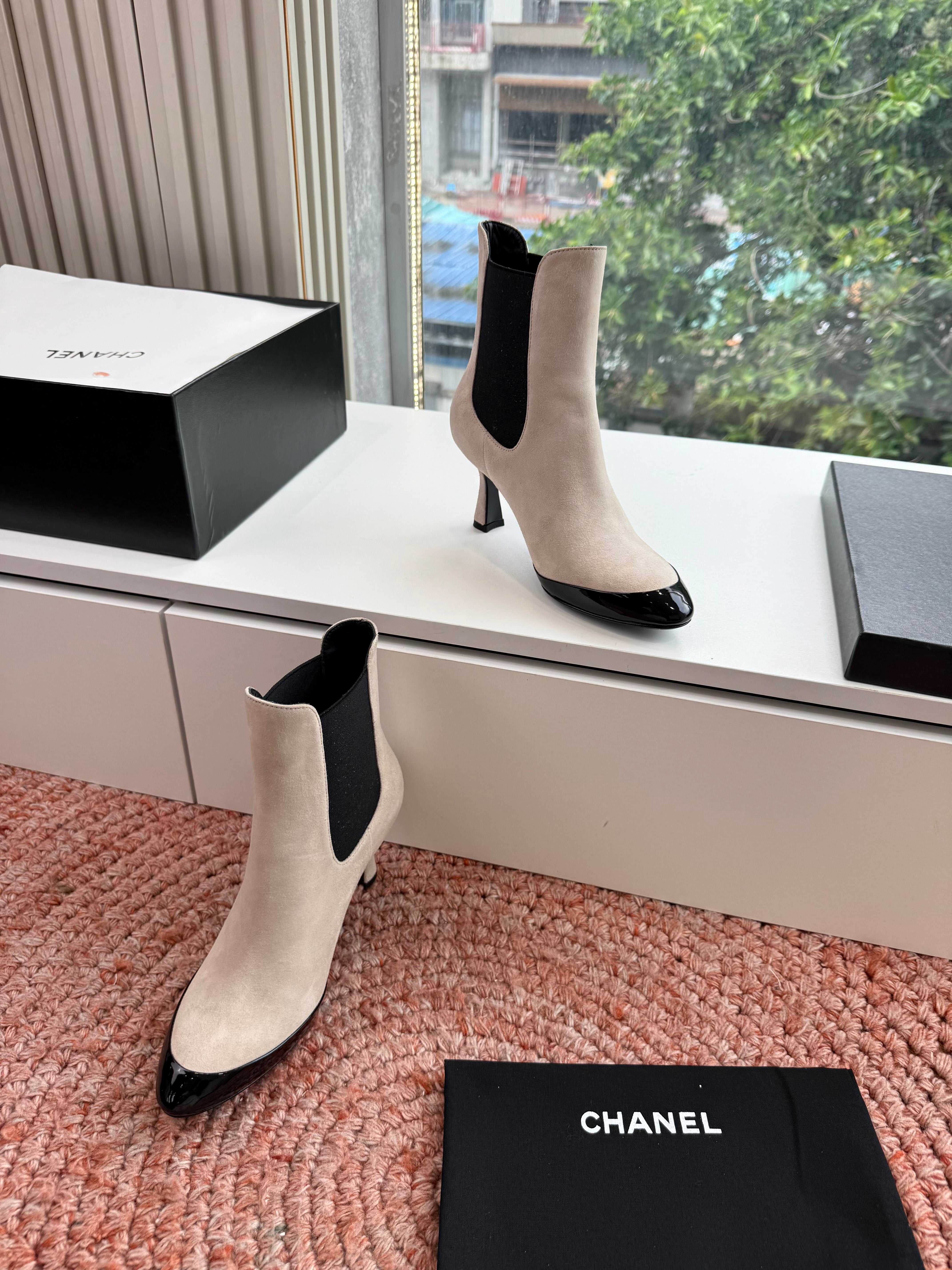 CC 26s Boot Black Khaki Suede Patent Leather 916018