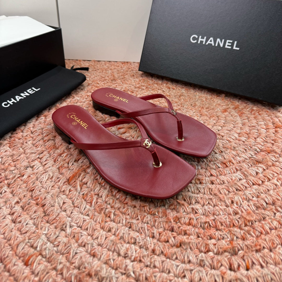 CC 26s Flip-Flops Burgundy Lambskin 934853