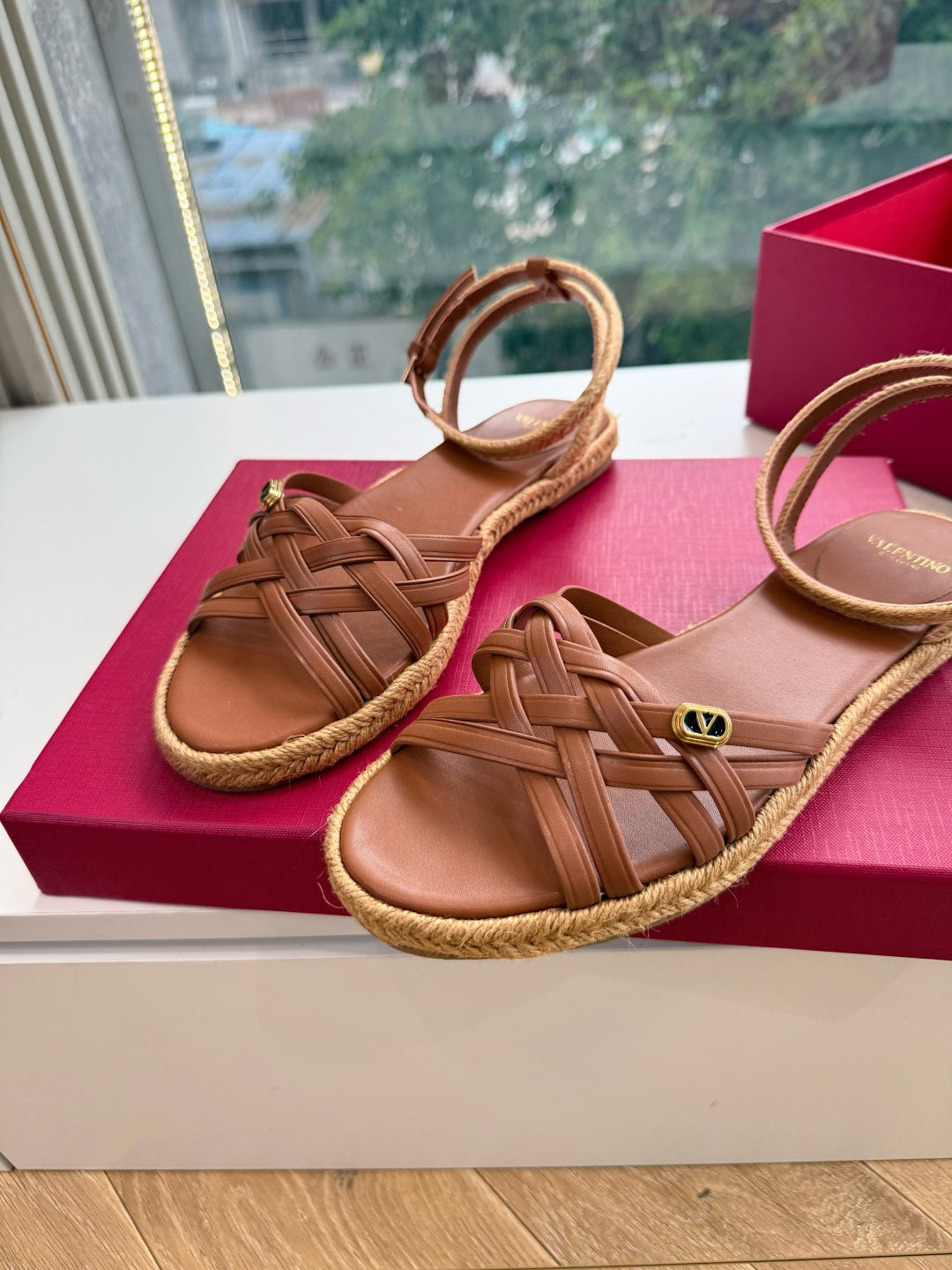 VLogo Bribri Espadrille Sandals Brown Leather 933616