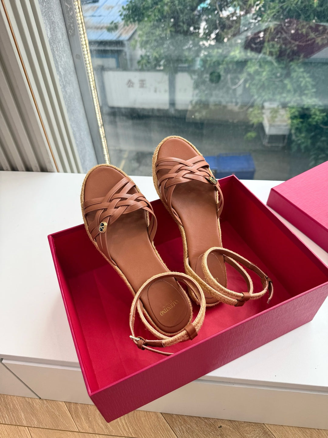 VLogo Bribri Espadrille Sandals Brown Leather 933616